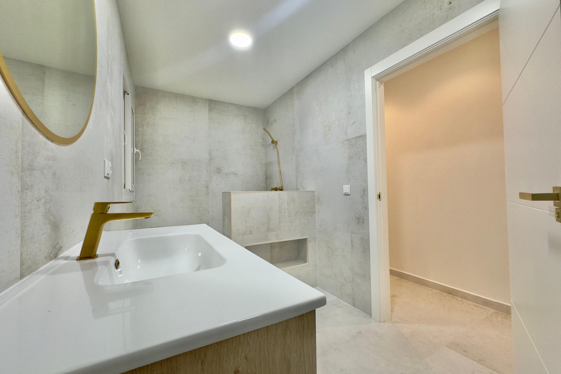 Herverkoop - Appartement -
Torrevieja - Acequion