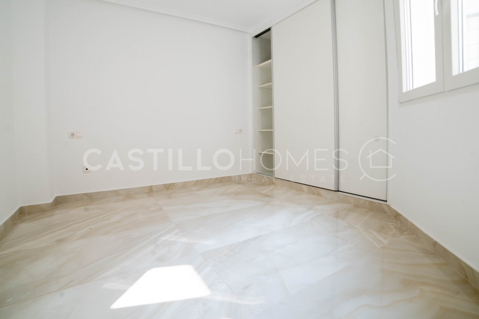 Herverkoop - Appartement -
Torrevieja - Centro