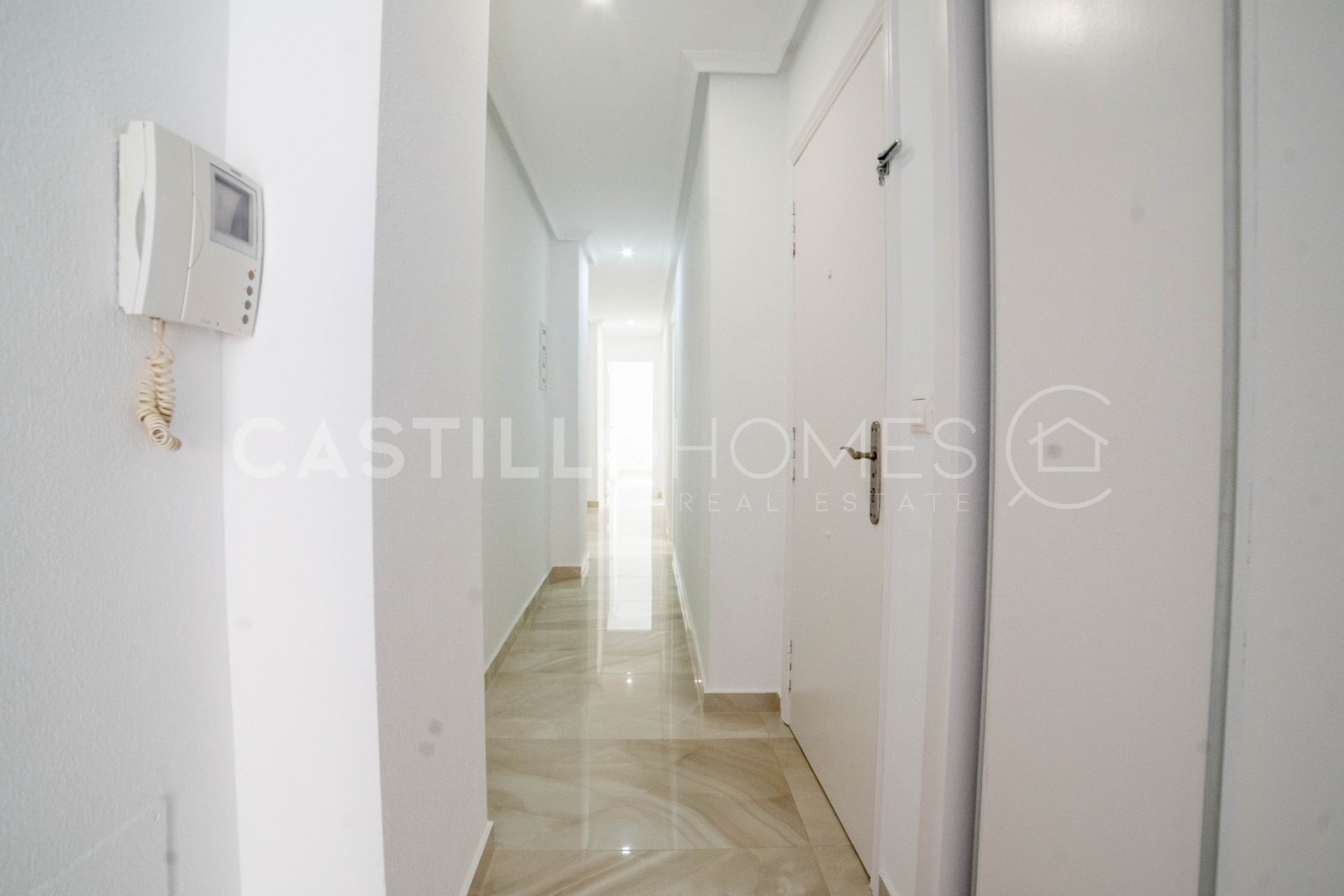 Herverkoop - Appartement -
Torrevieja - Centro