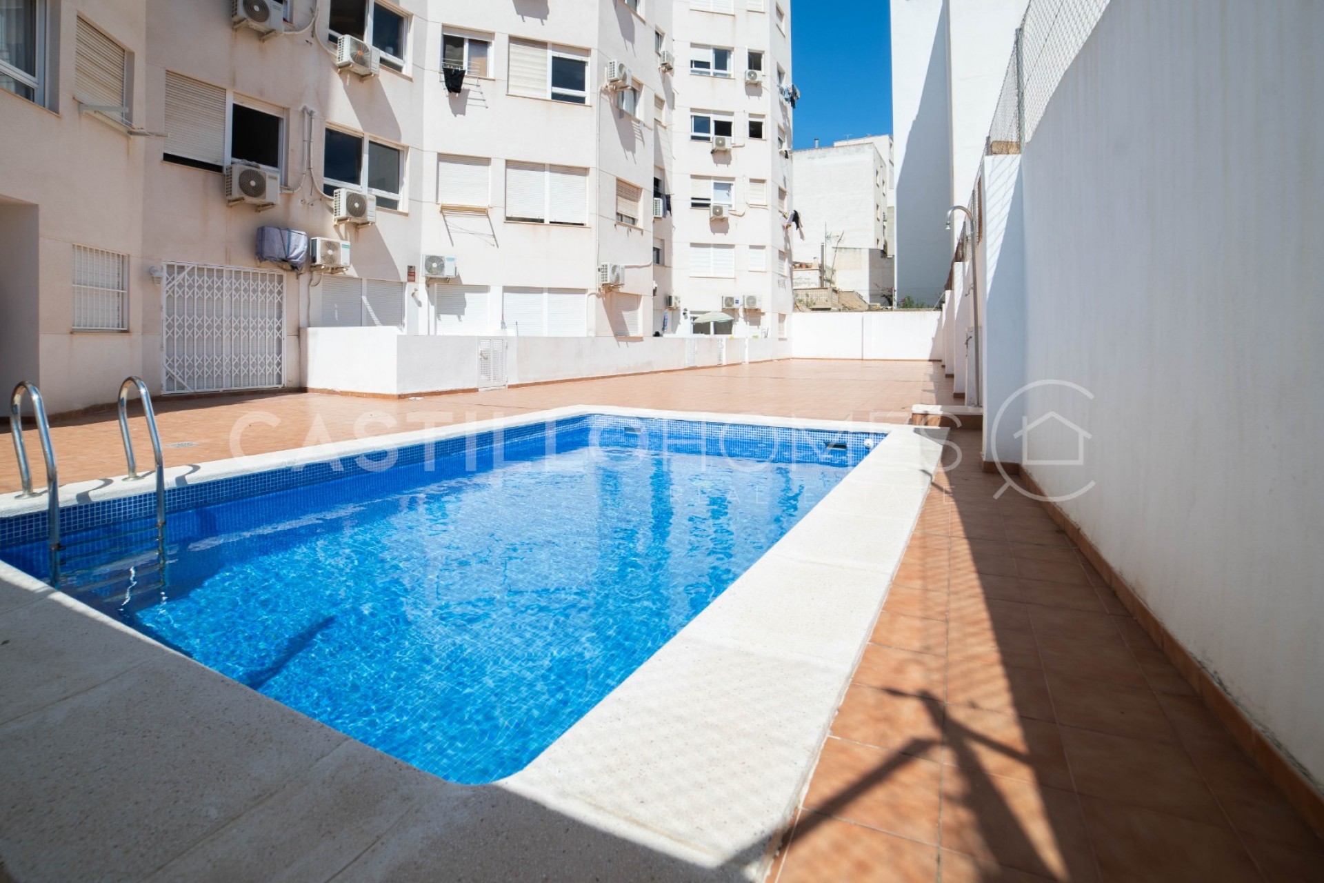 Herverkoop - Appartement -
Torrevieja - Centro