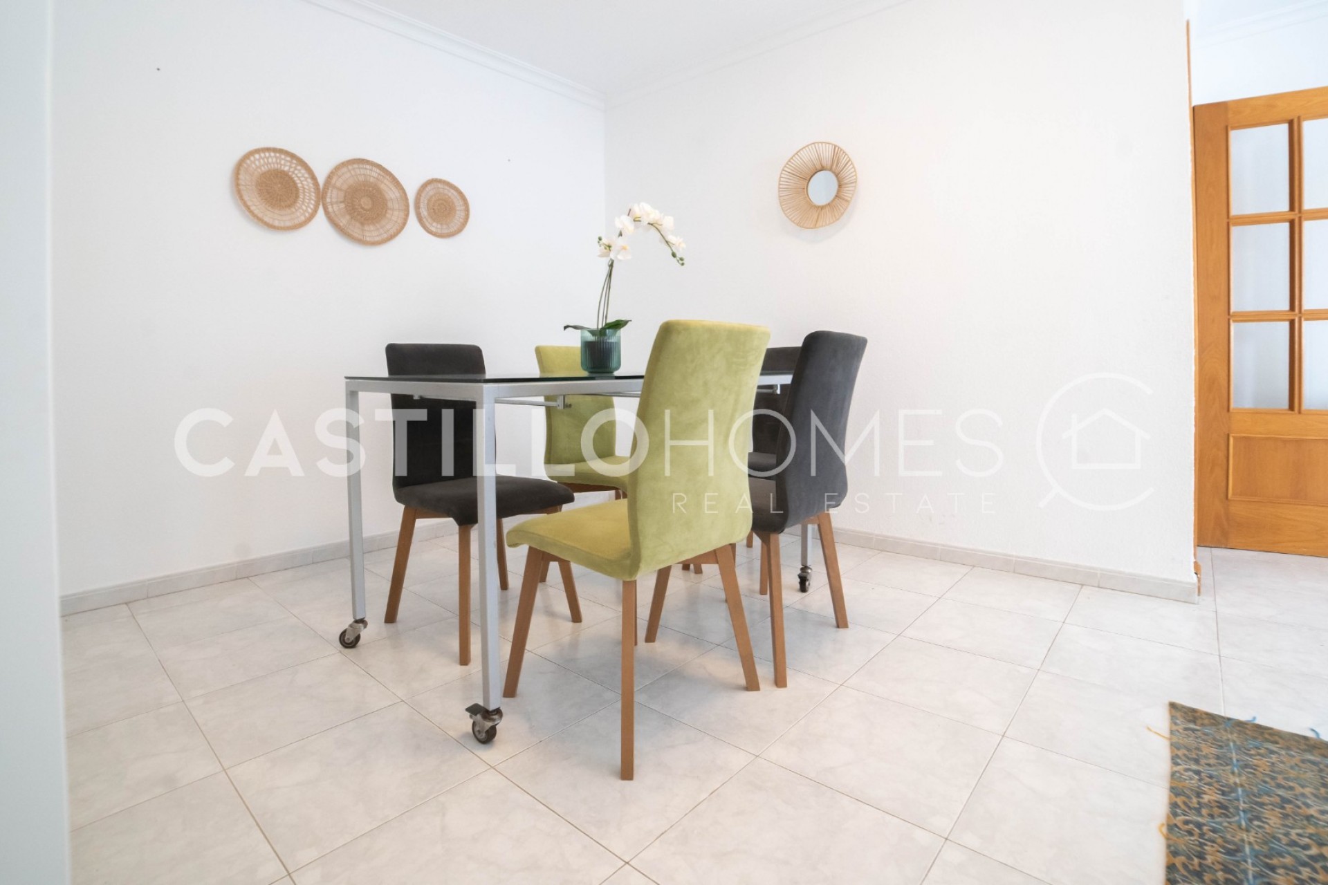 Herverkoop - Appartement -
Torrevieja - Centro