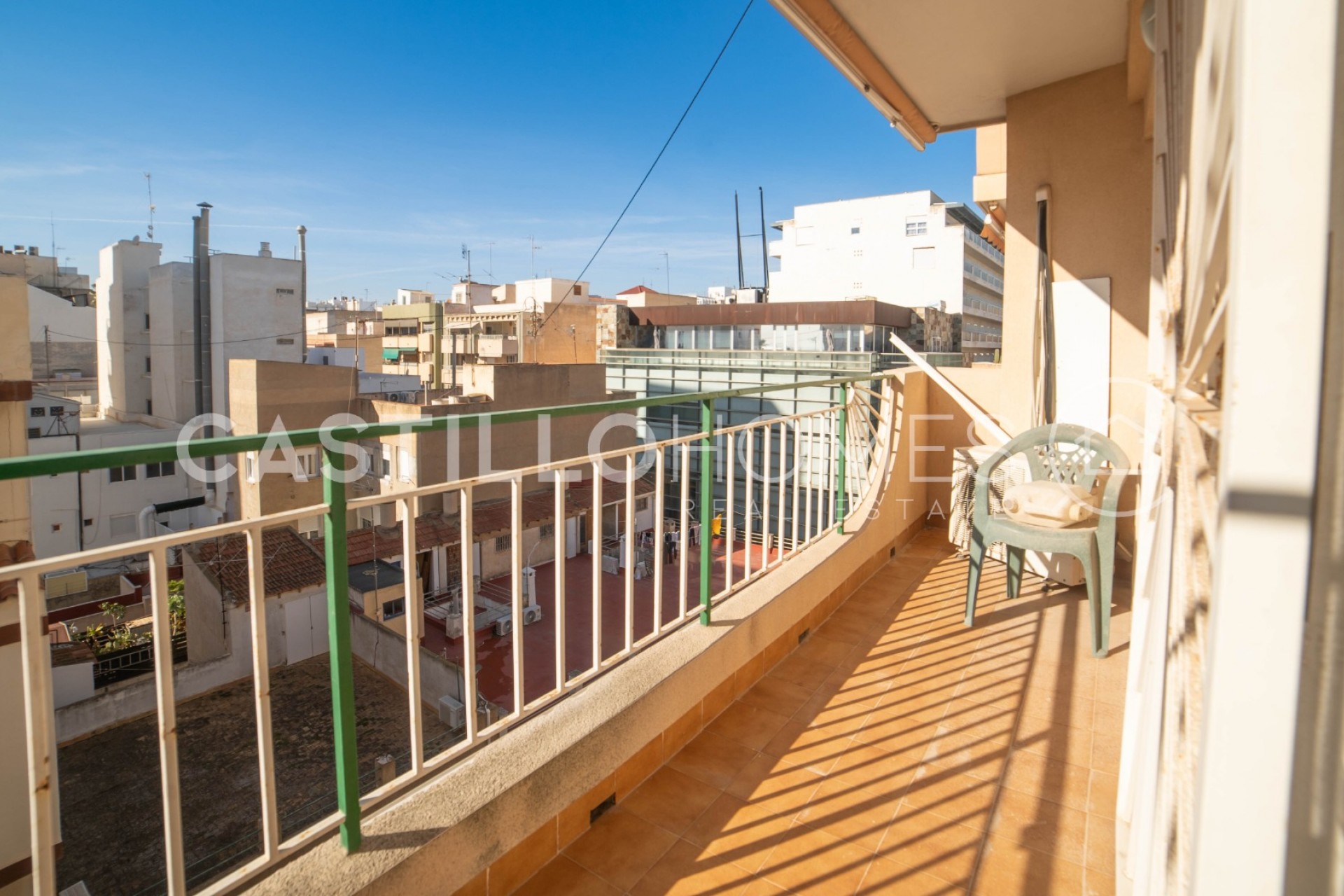 Herverkoop - Appartement -
Torrevieja - Centro