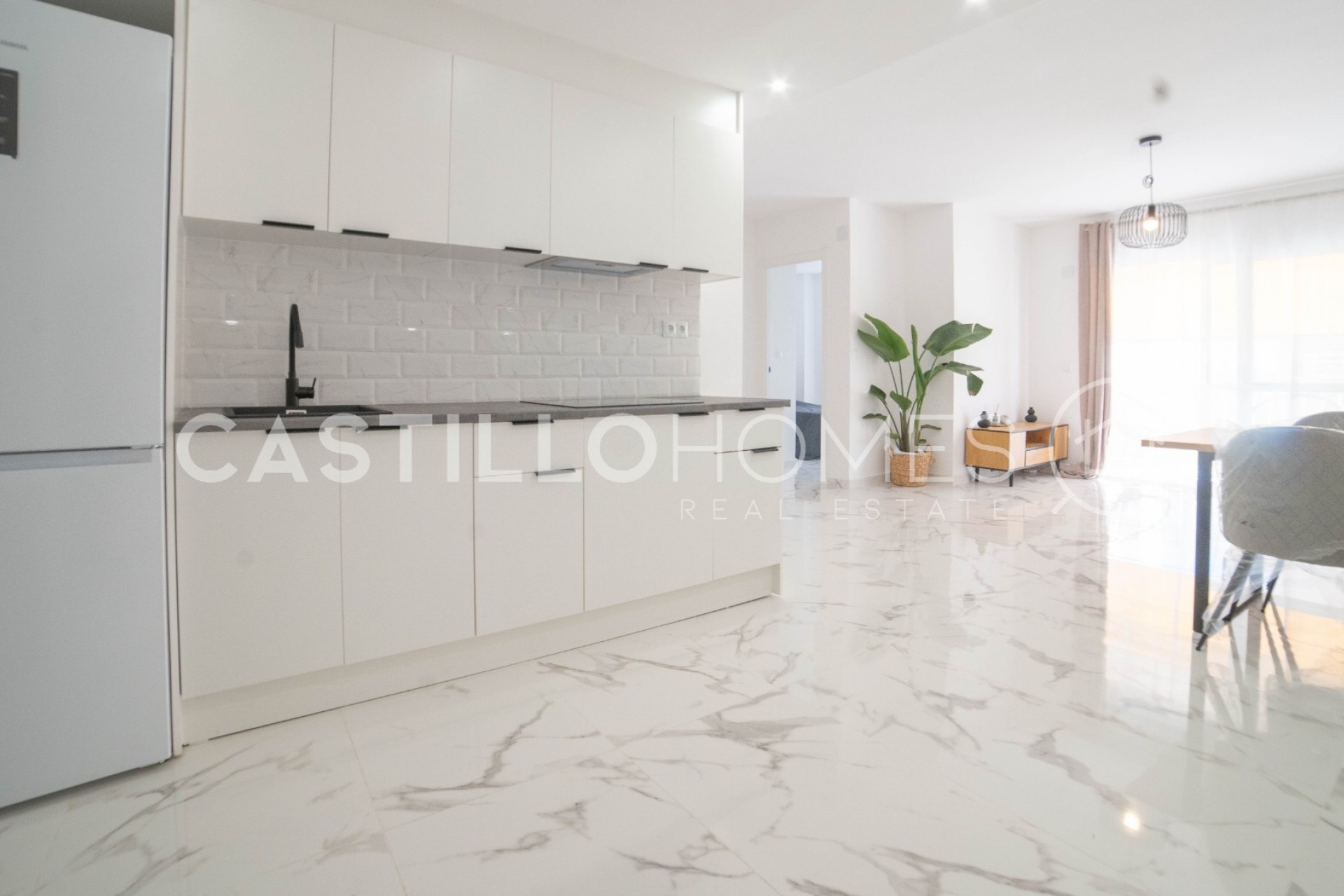 Herverkoop - Appartement -
Torrevieja - Centro