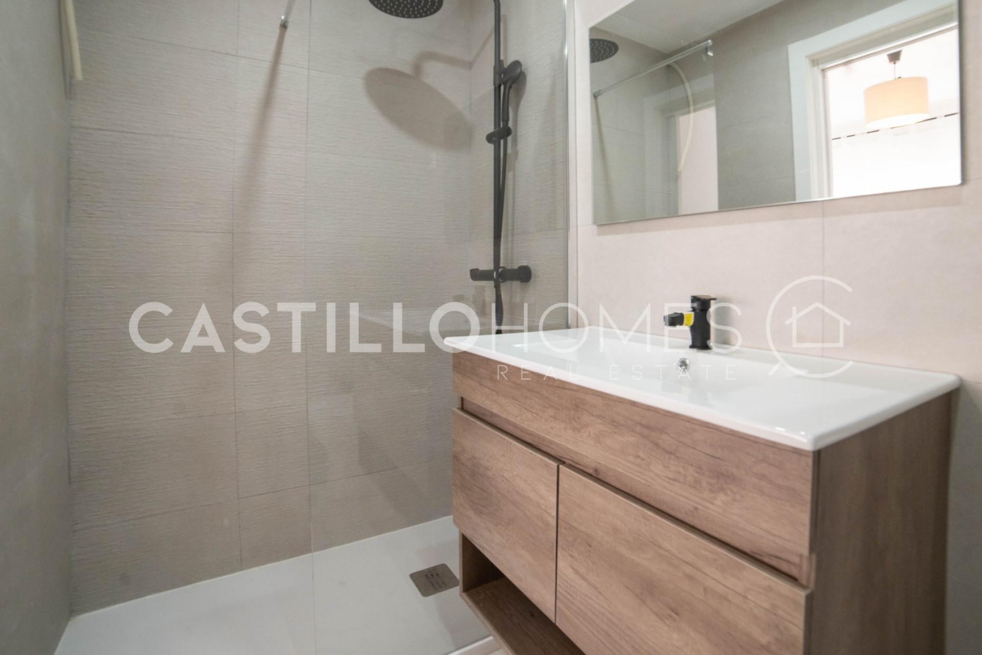 Herverkoop - Appartement -
Torrevieja - Centro