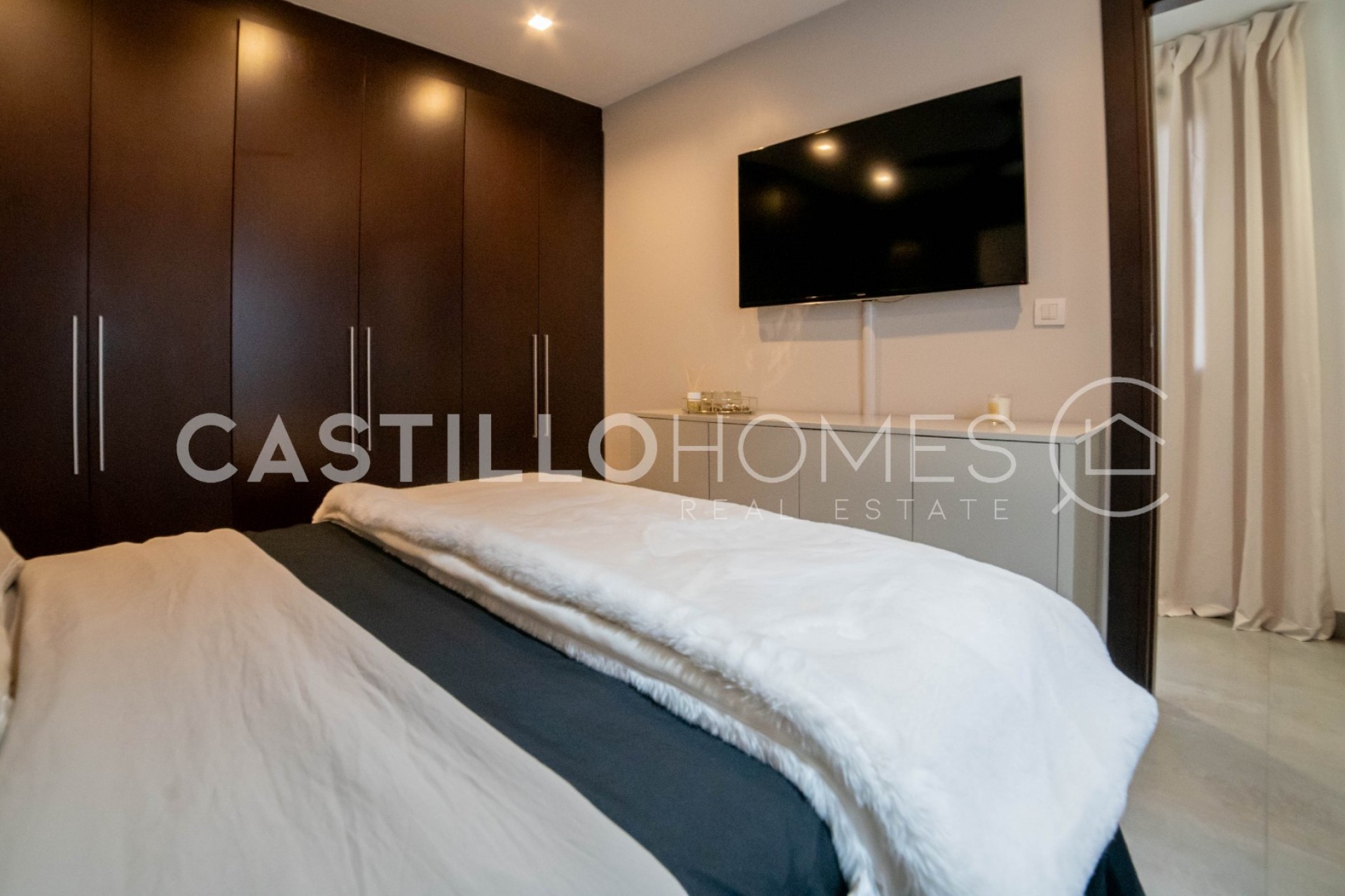 Herverkoop - Appartement -
Torrevieja - Centro