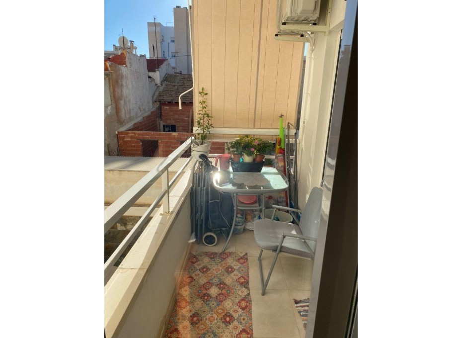 Herverkoop - Appartement -
Torrevieja - Centro