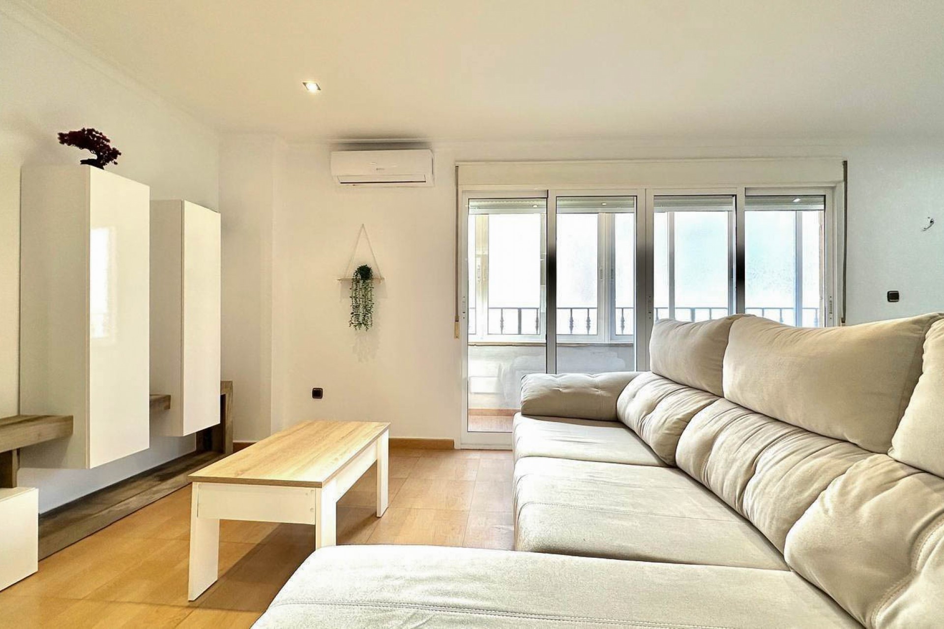 Herverkoop - Appartement -
Torrevieja - Centro