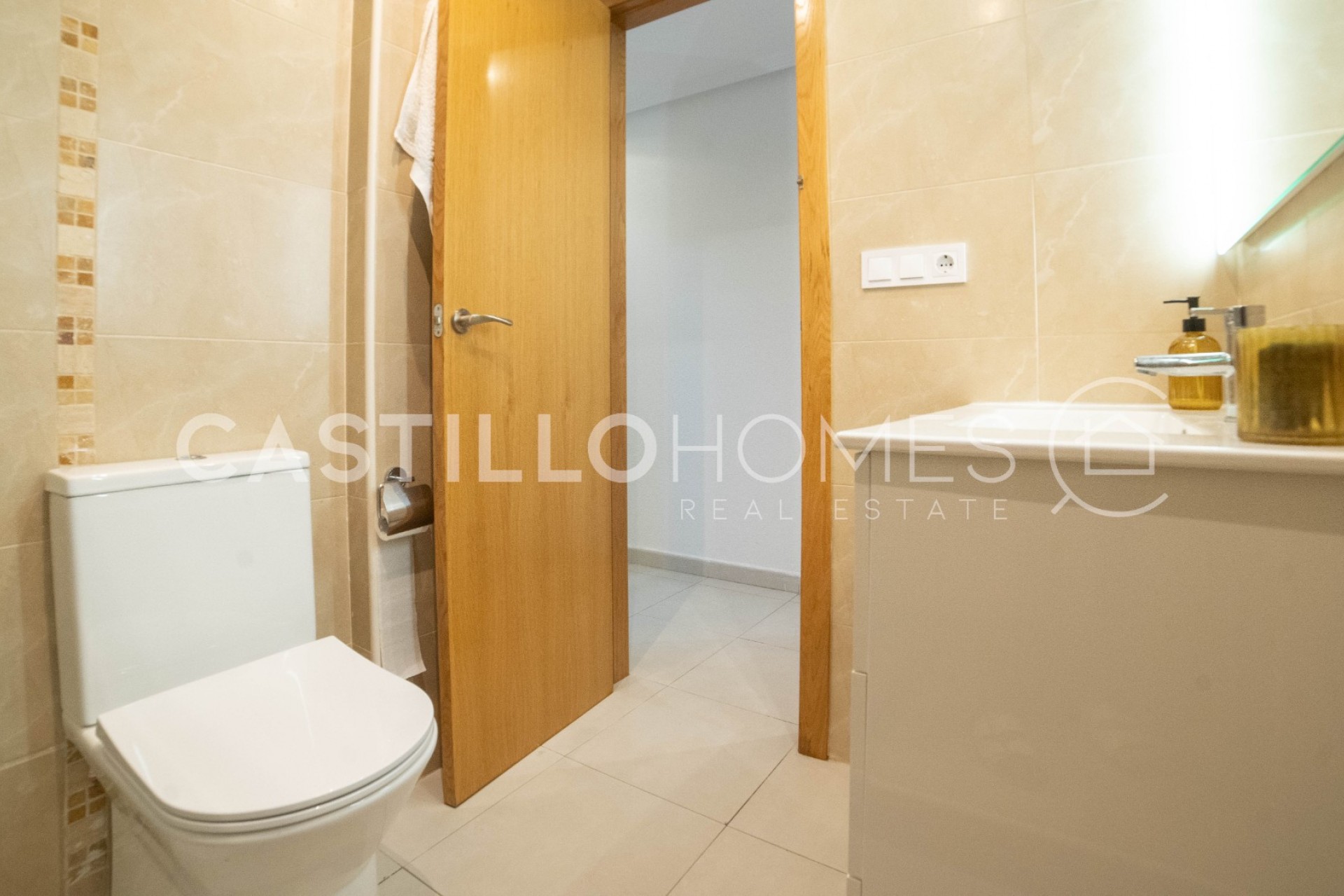 Herverkoop - Appartement -
Torrevieja - Centro