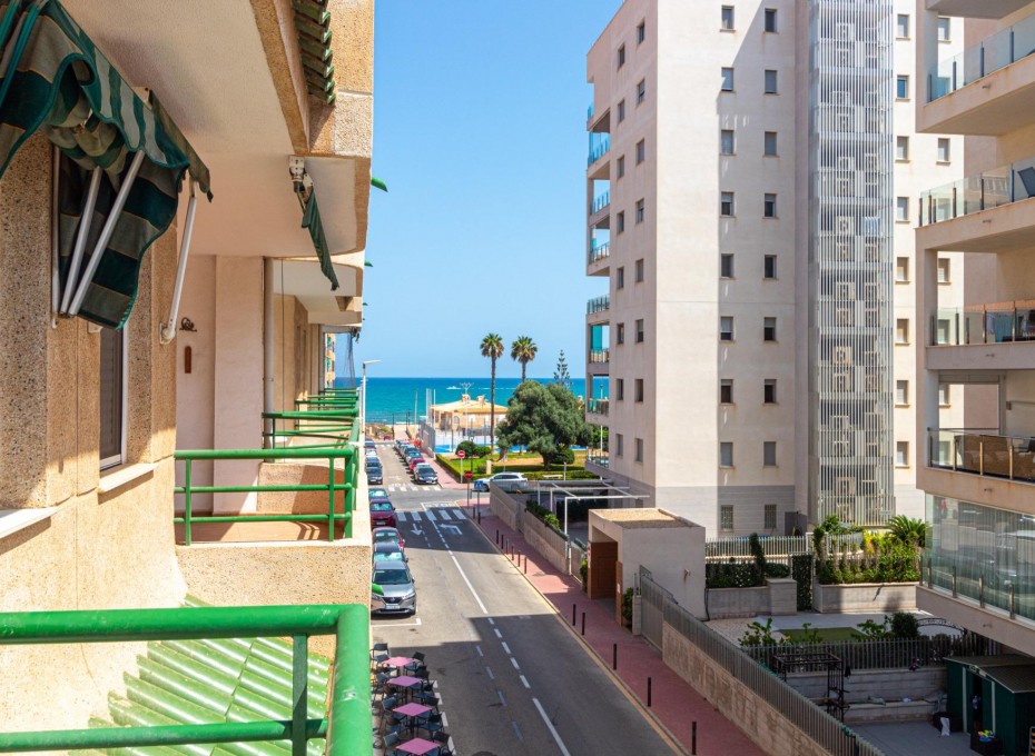 Herverkoop - Appartement -
Torrevieja - La Mata pueblo