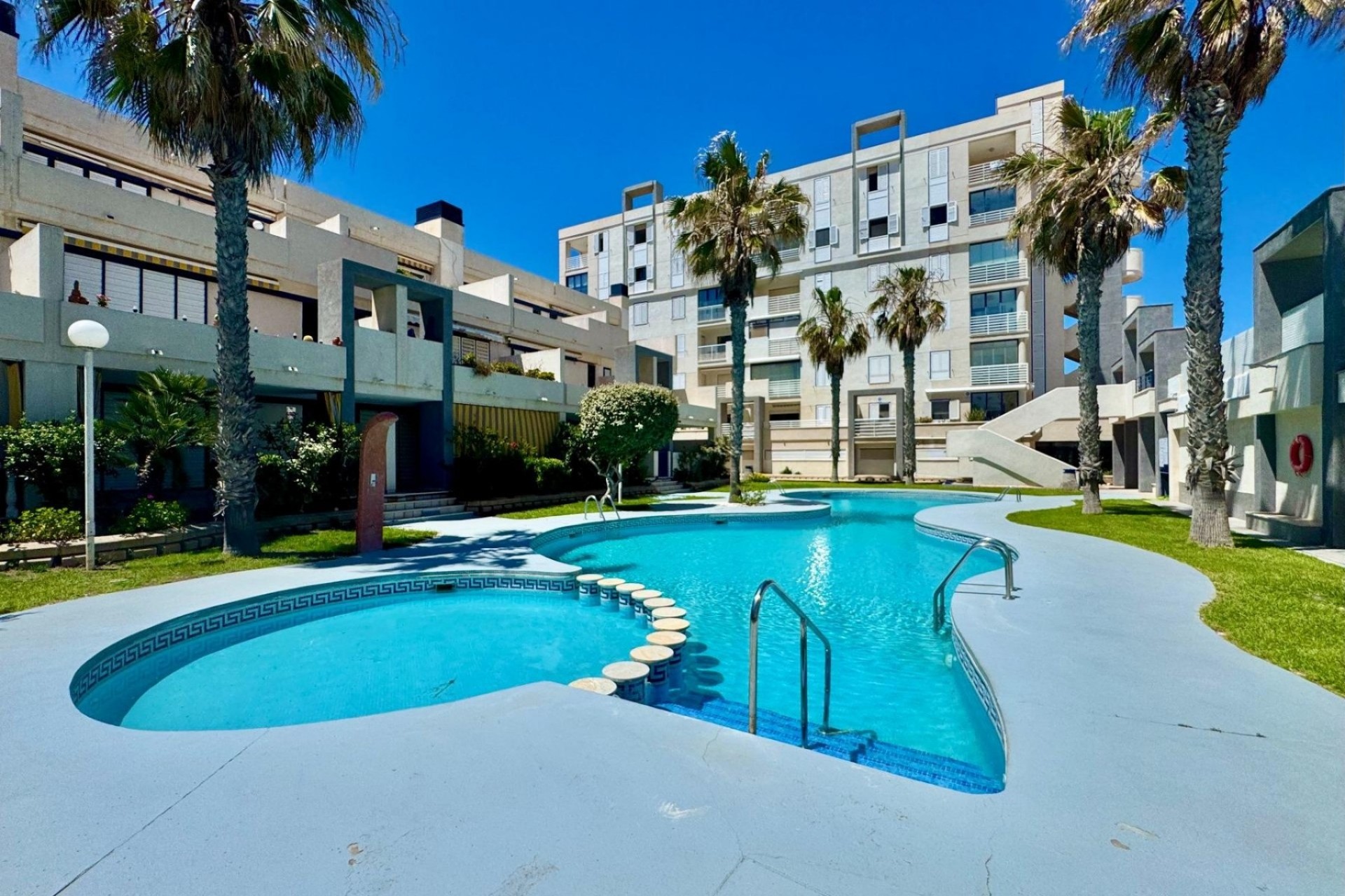 Herverkoop - Appartement -
Torrevieja - La Mata