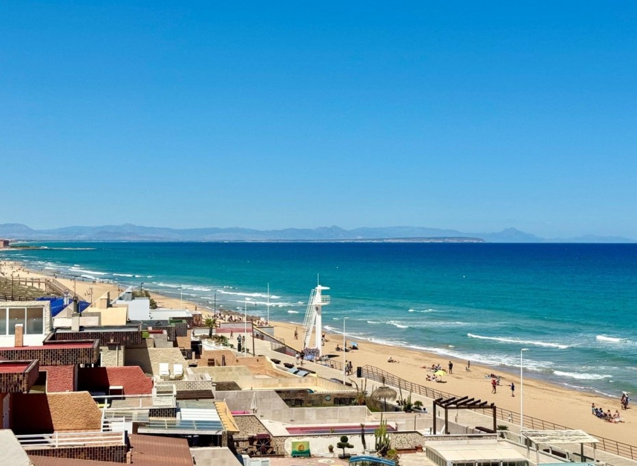 Herverkoop - Appartement -
Torrevieja - La Mata