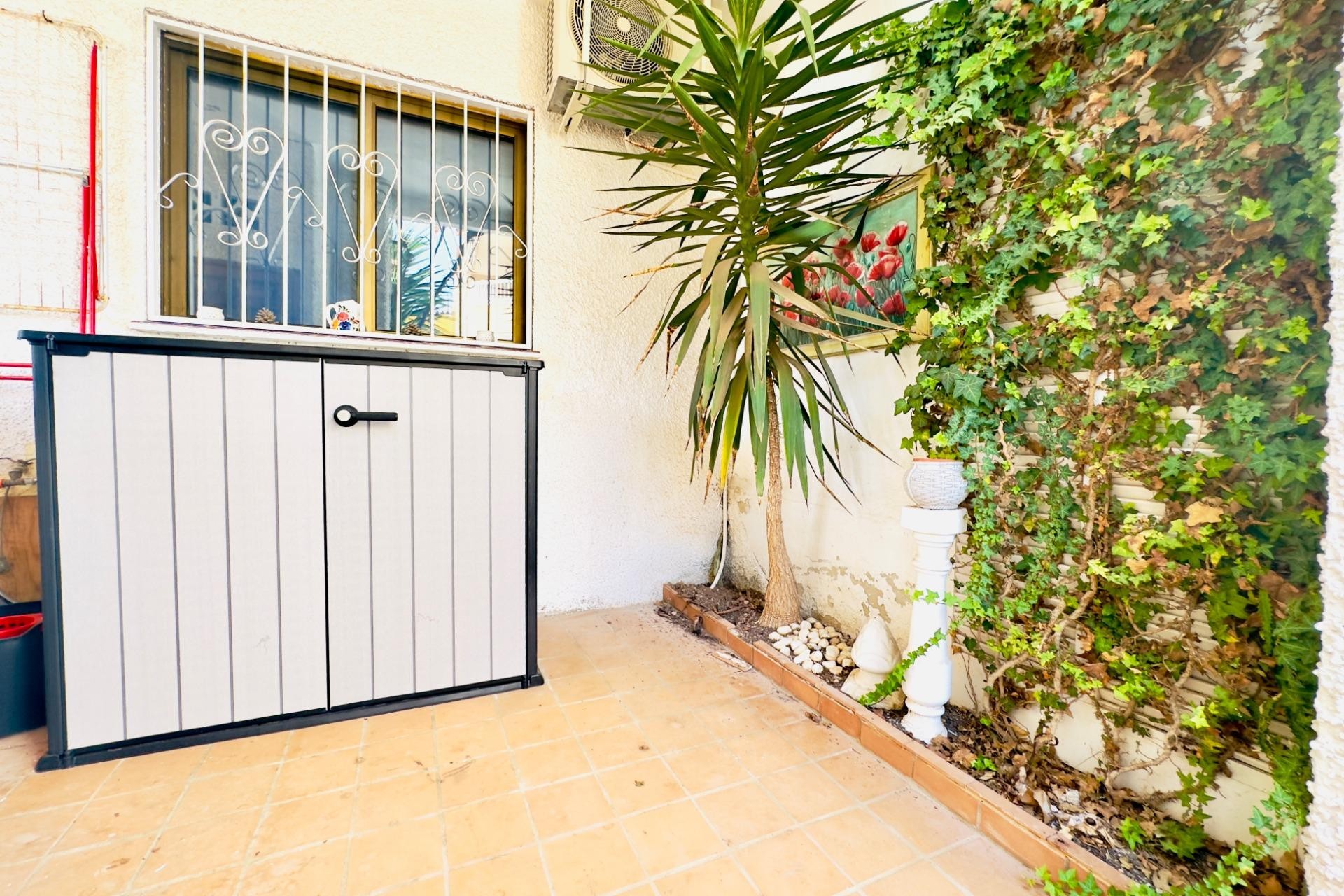 Herverkoop - Appartement -
Torrevieja - Los Frutales