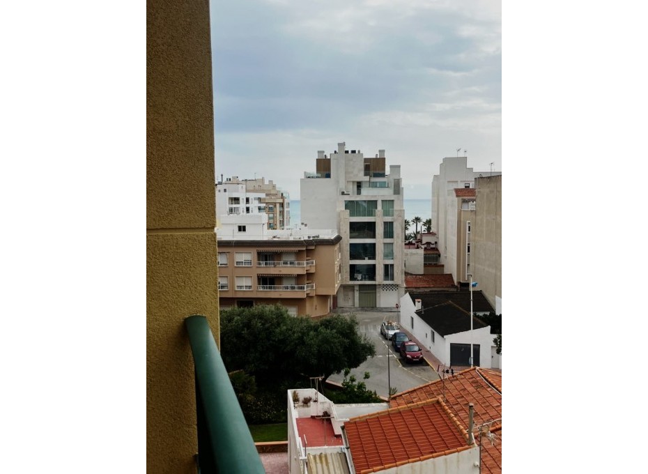Herverkoop - Appartement -
Torrevieja - Playa de la mata