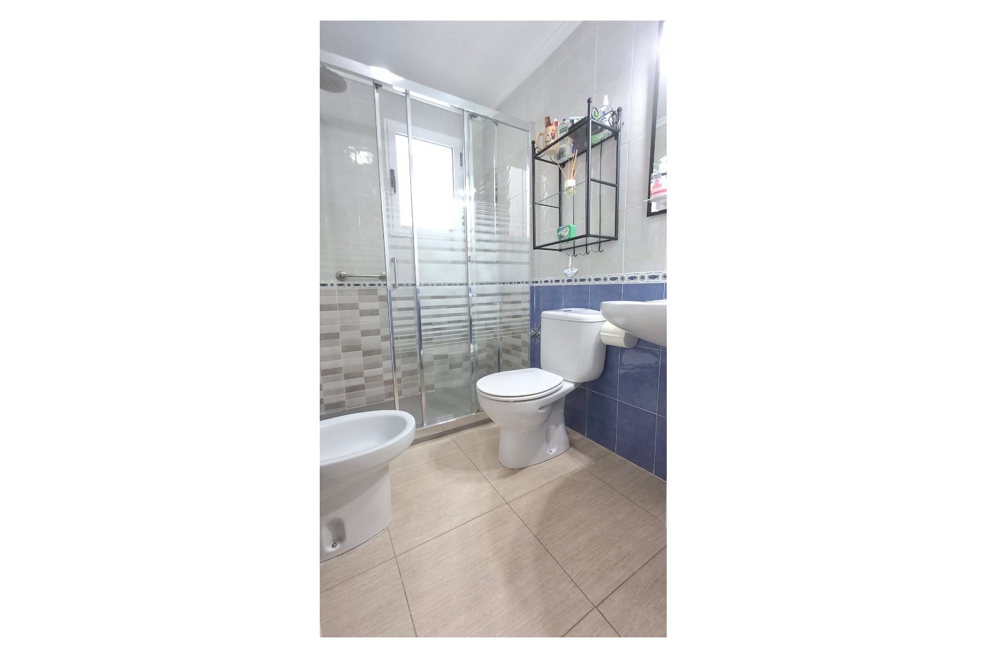 Herverkoop - Appartement -
Torrevieja - Playa de la mata