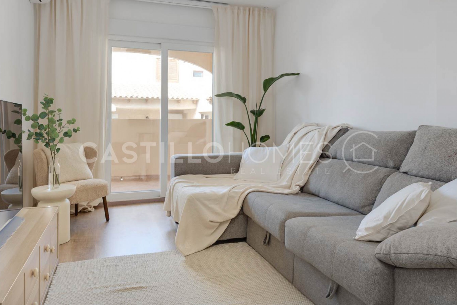 Herverkoop - Appartement -
Torrevieja - Playa de los Locos