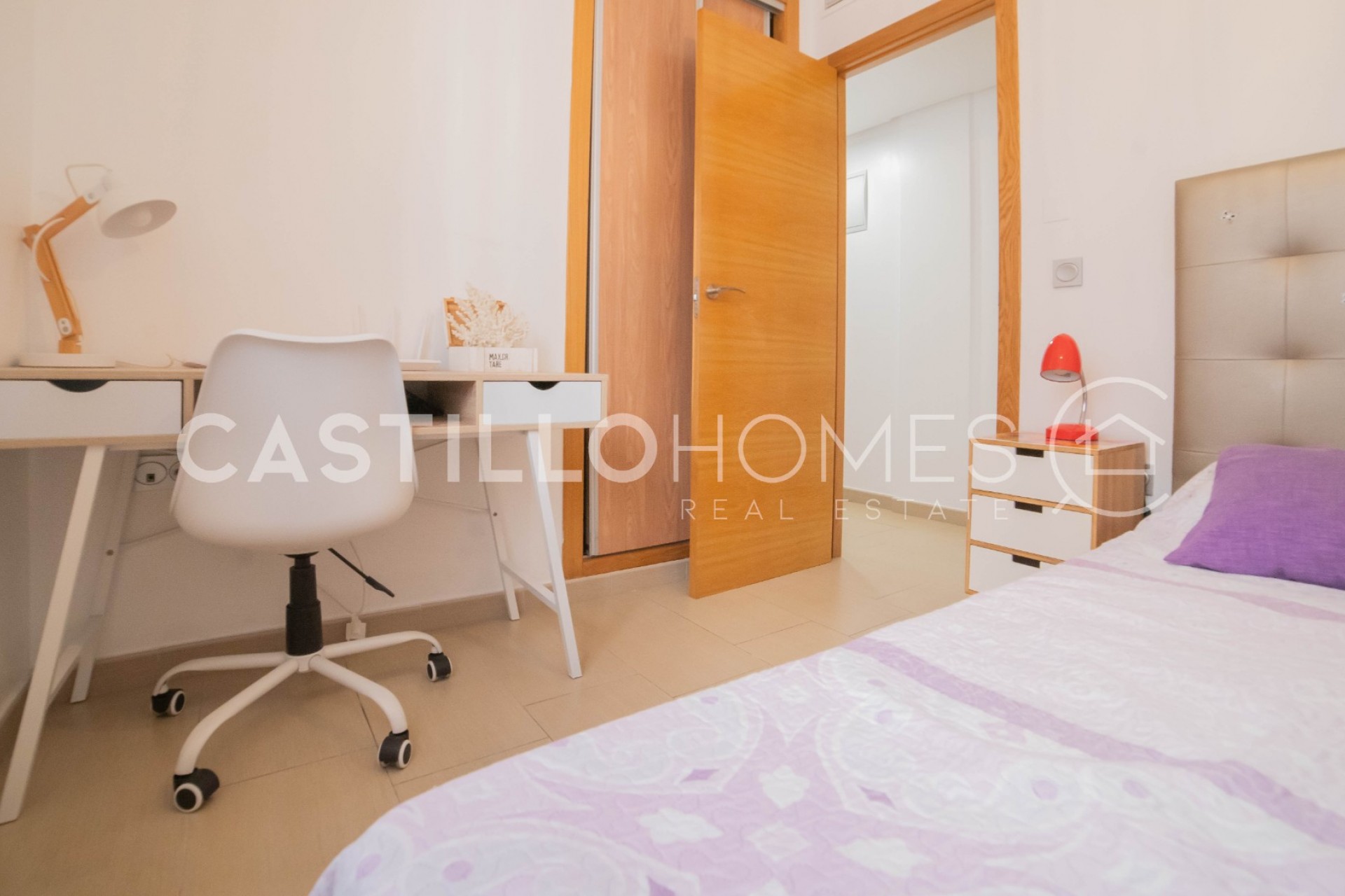 Herverkoop - Appartement -
Torrevieja - Playa de los Locos