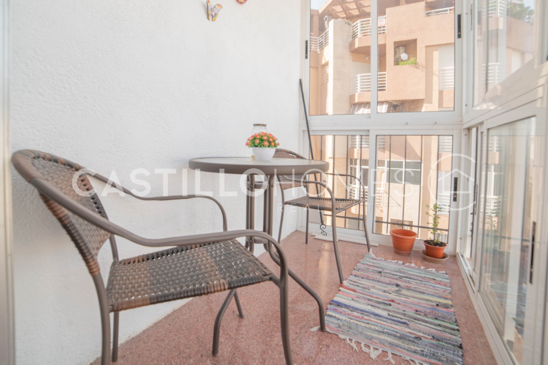 Herverkoop - Appartement -
Torrevieja - Playa de los Locos