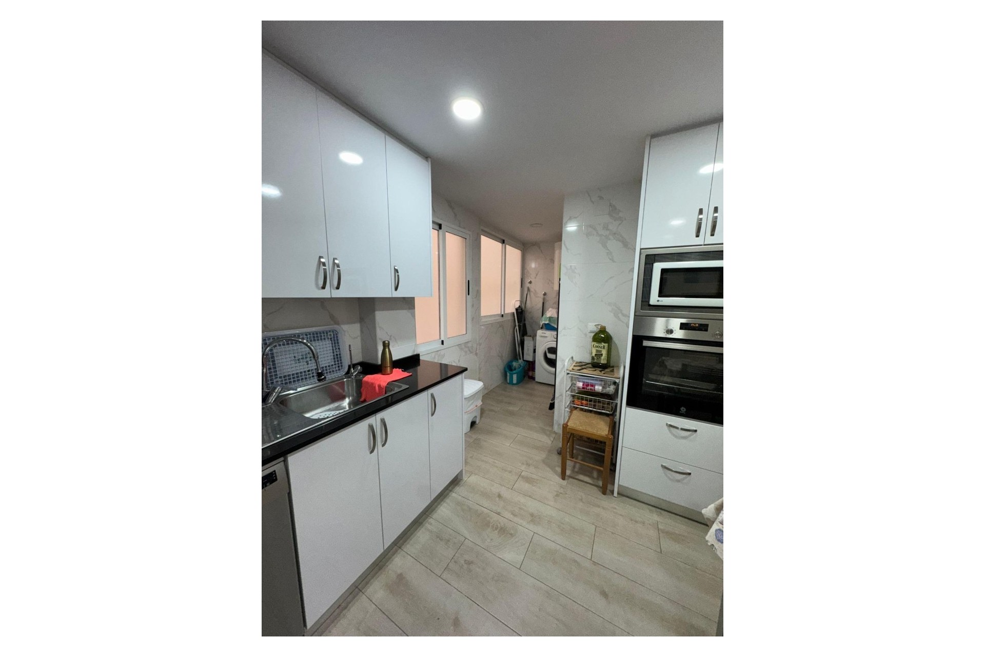 Herverkoop - Appartement -
Torrevieja - Playa de los Locos