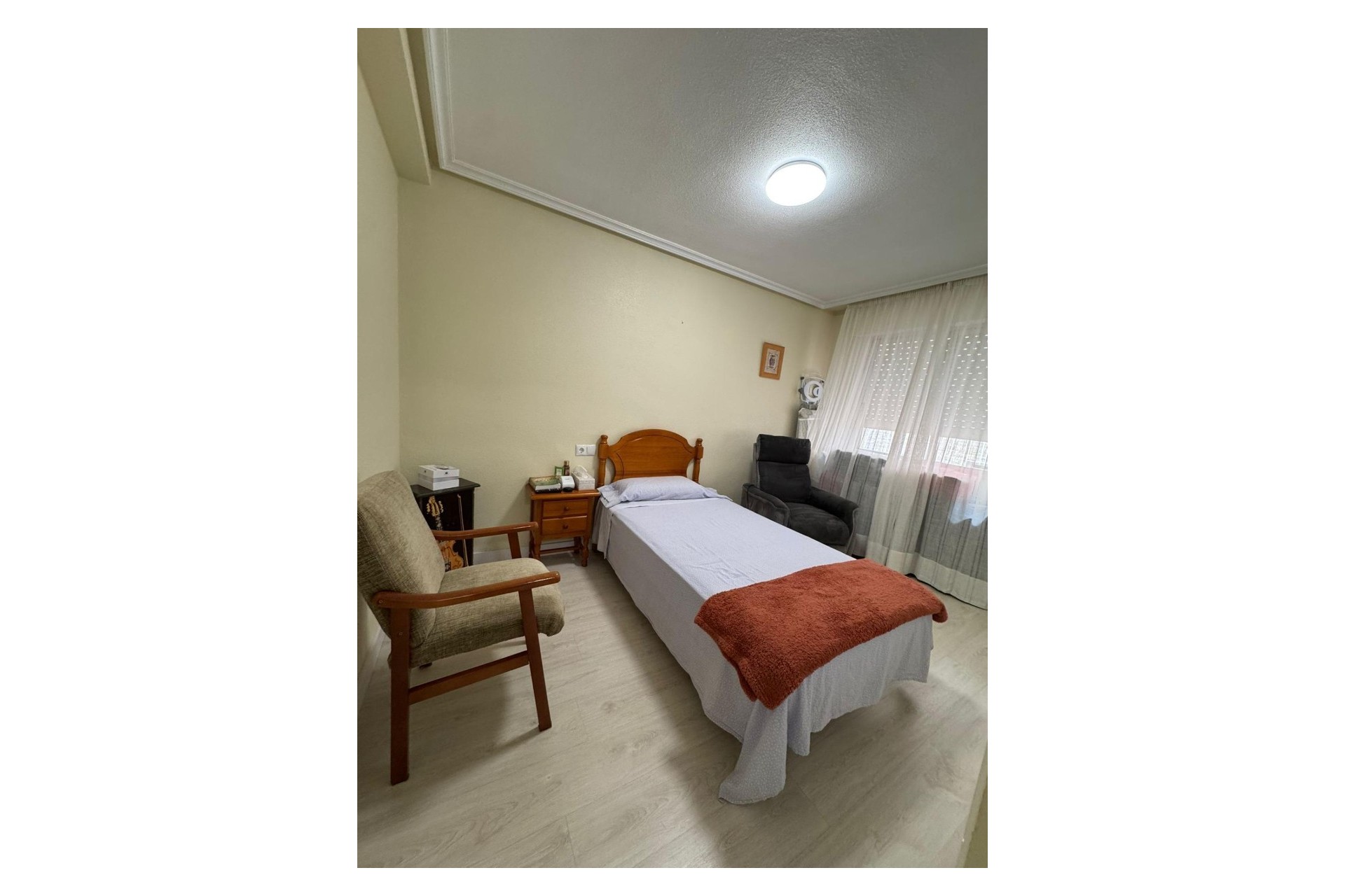Herverkoop - Appartement -
Torrevieja - Playa de los Locos