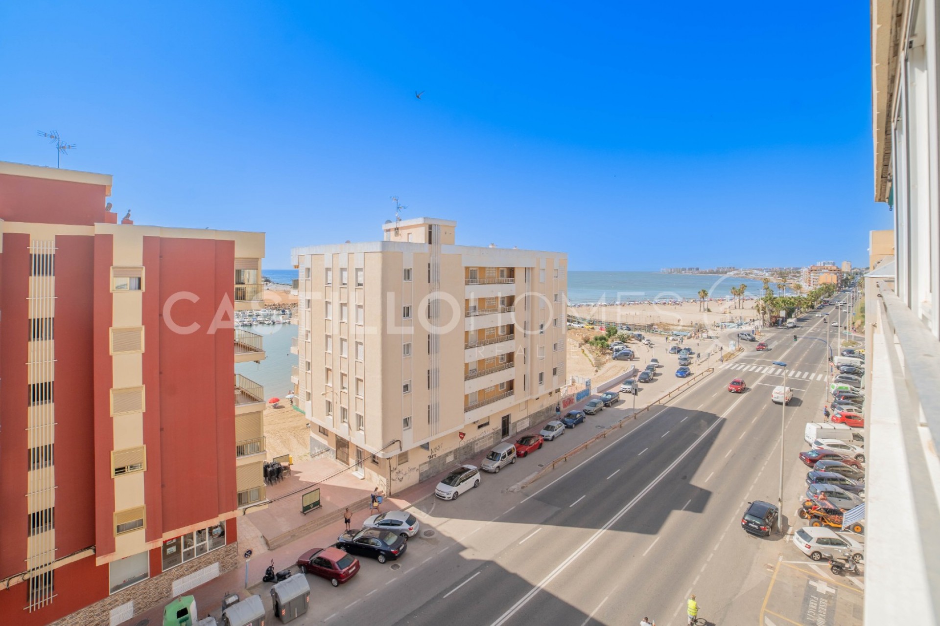 Herverkoop - Appartement -
Torrevieja - Playa del Acequión