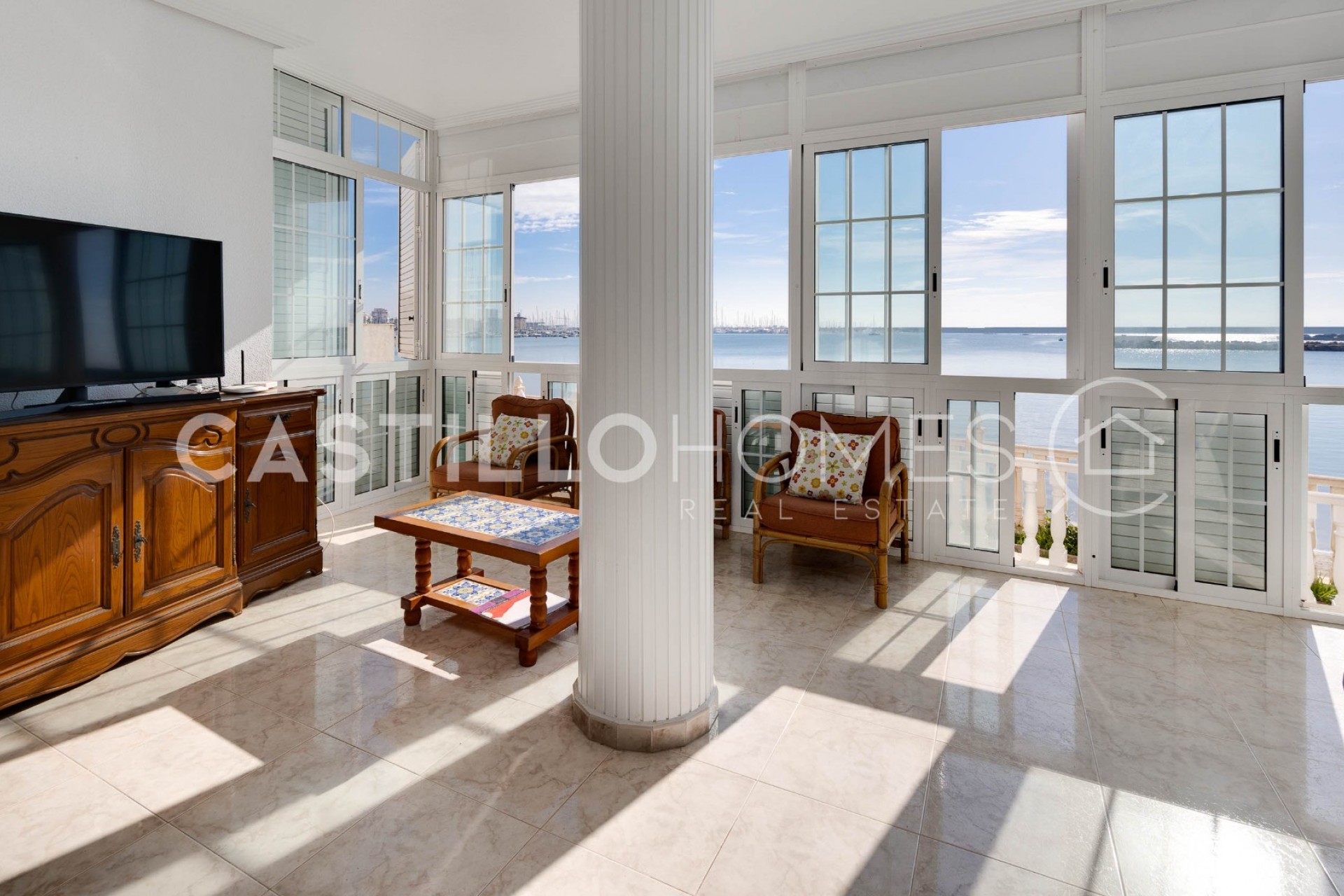 Herverkoop - Appartement -
Torrevieja - Playa del Acequión