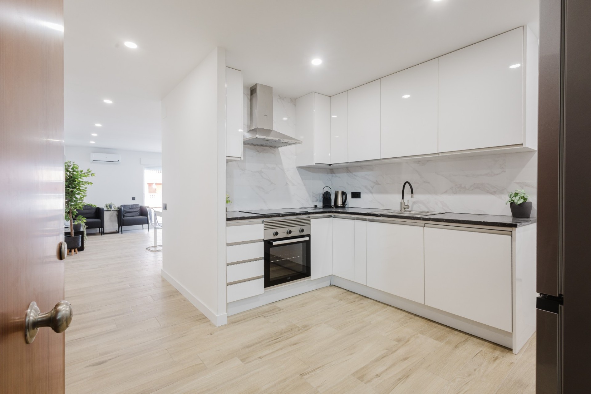 Herverkoop - Appartement -
Torrevieja - Playa del Acequión