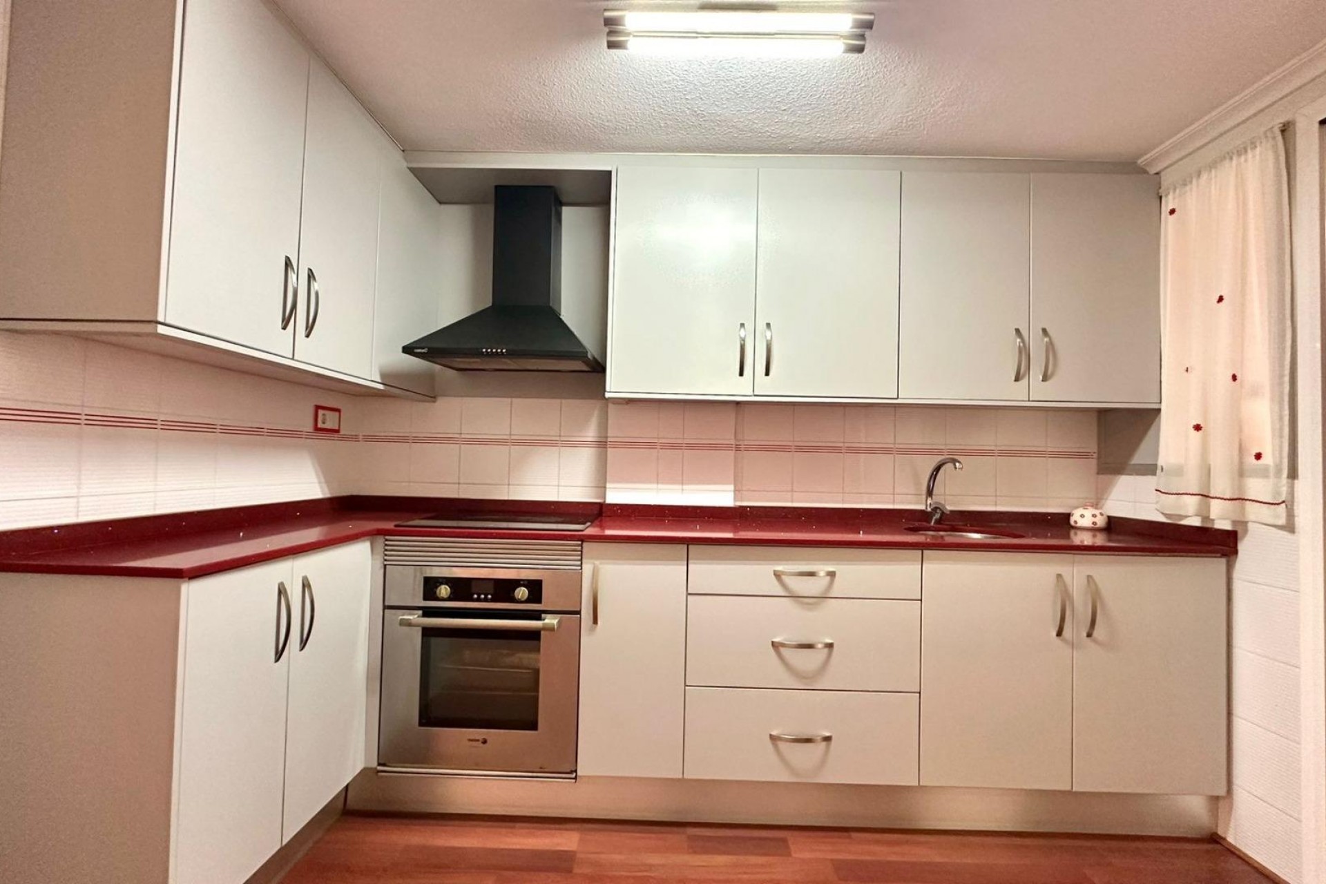 Herverkoop - Appartement -
Torrevieja - Playa del Acequión