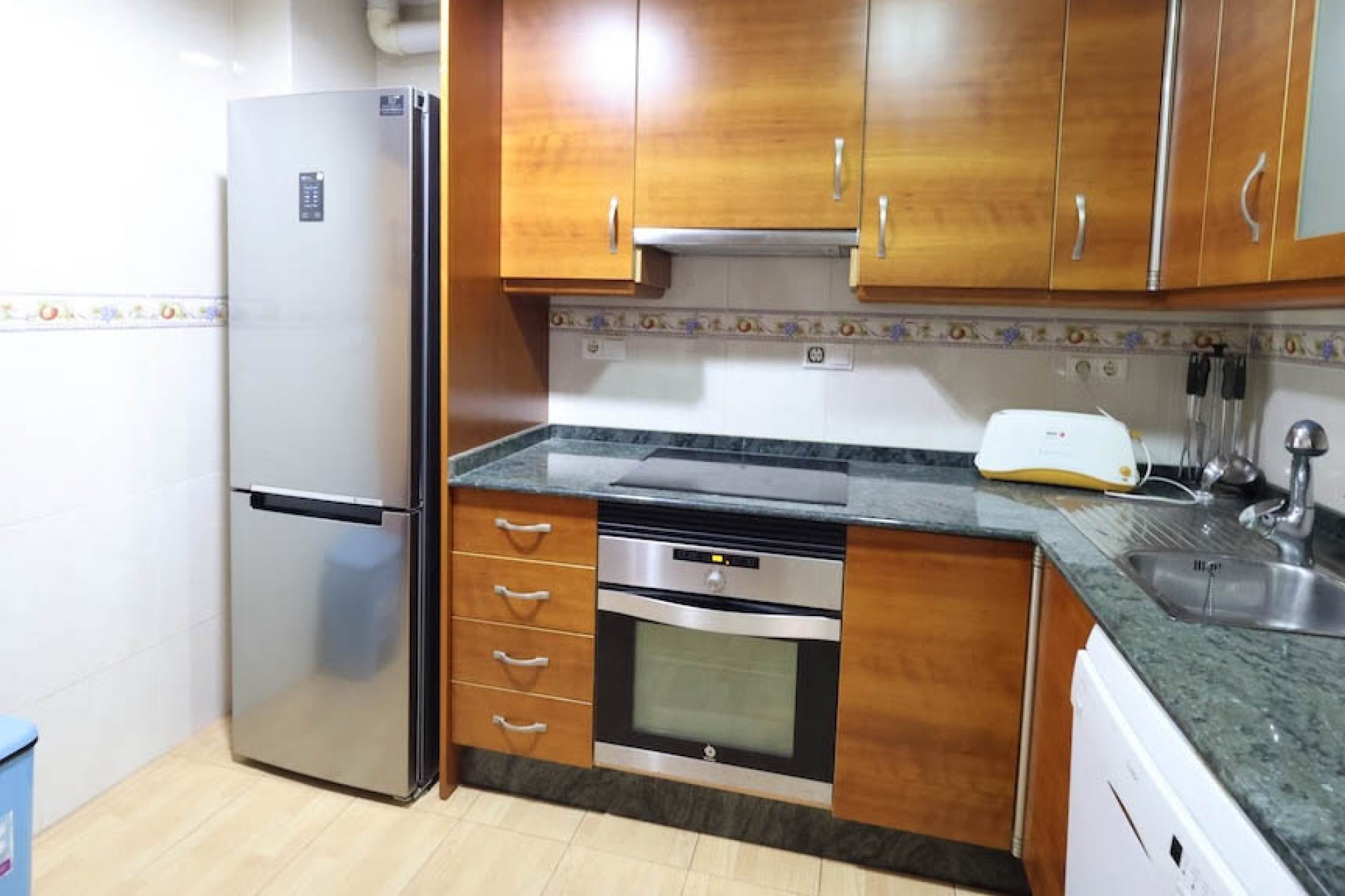 Herverkoop - Appartement -
Torrevieja - Playa del Acequión