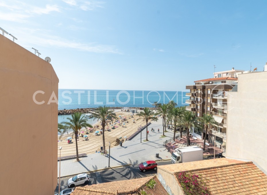 Herverkoop - Appartement -
Torrevieja - Playa del Cura
