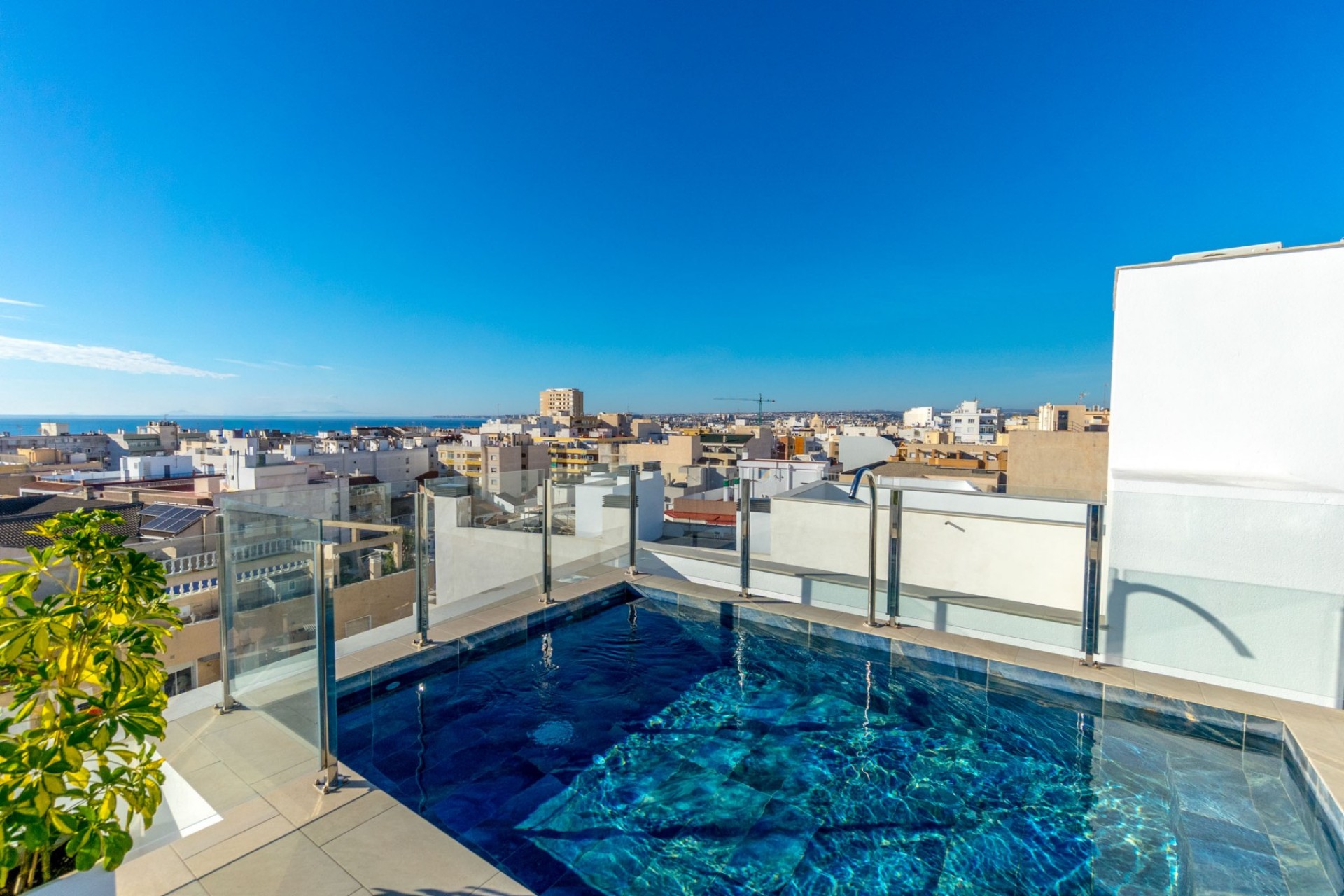 Herverkoop - Appartement -
Torrevieja - Playa del Cura