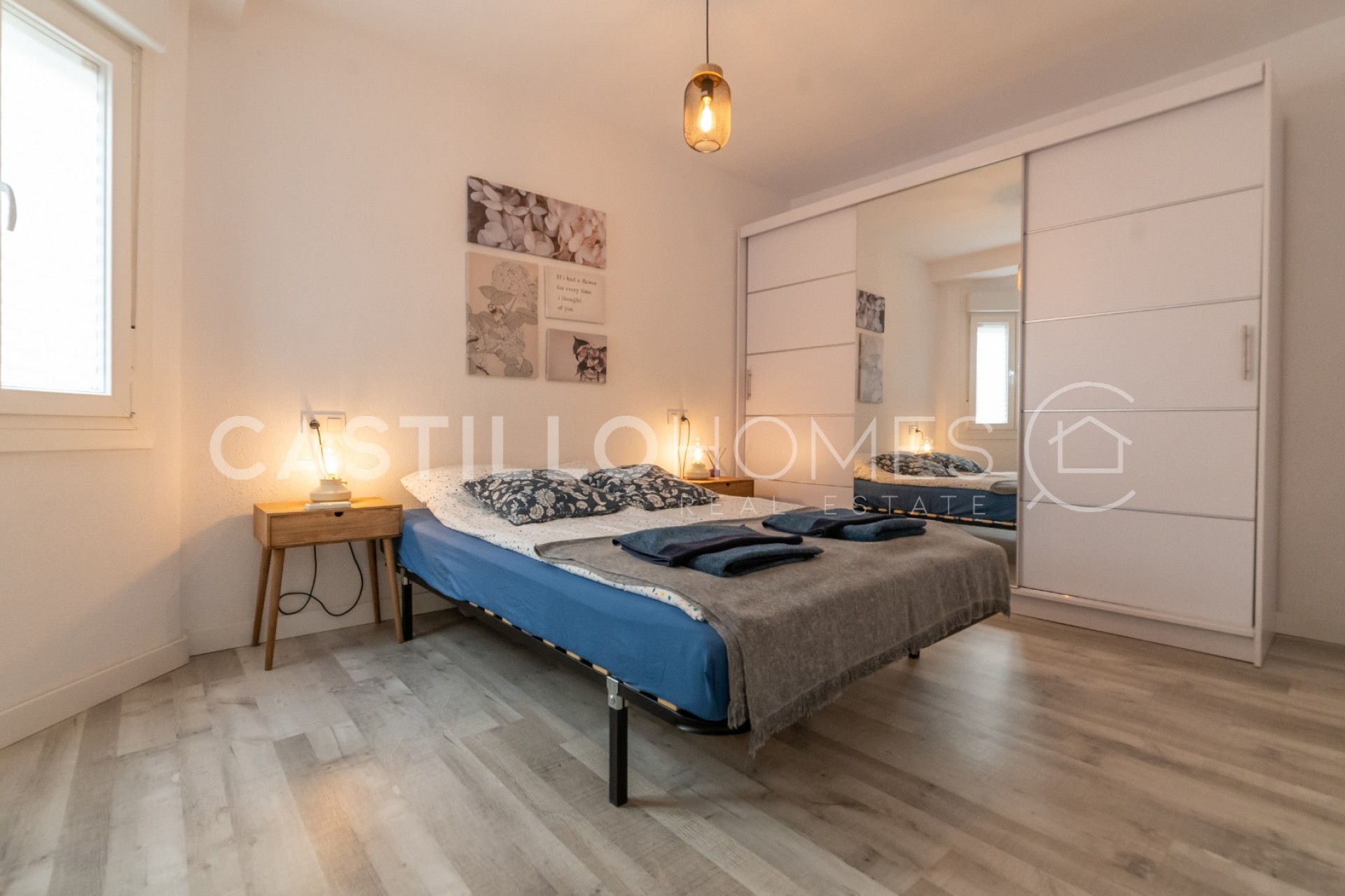 Herverkoop - Appartement -
Torrevieja - Playa del Cura