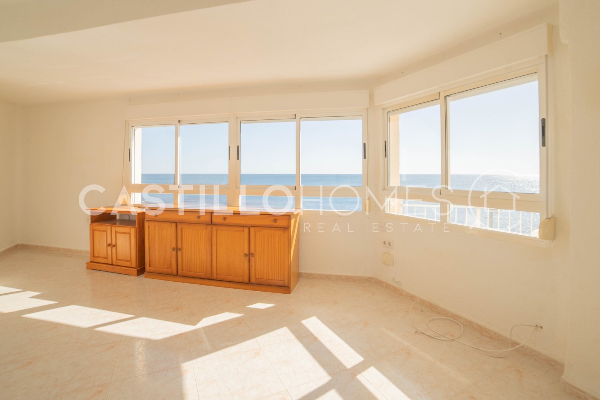 Herverkoop - Appartement -
Torrevieja - Playa del Cura