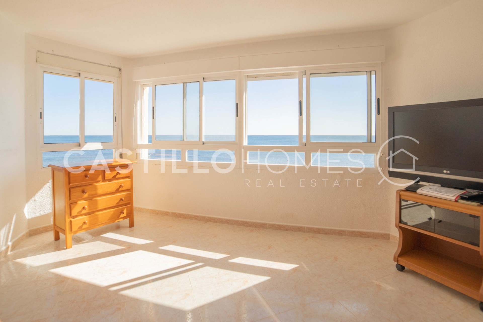Herverkoop - Appartement -
Torrevieja - Playa del Cura