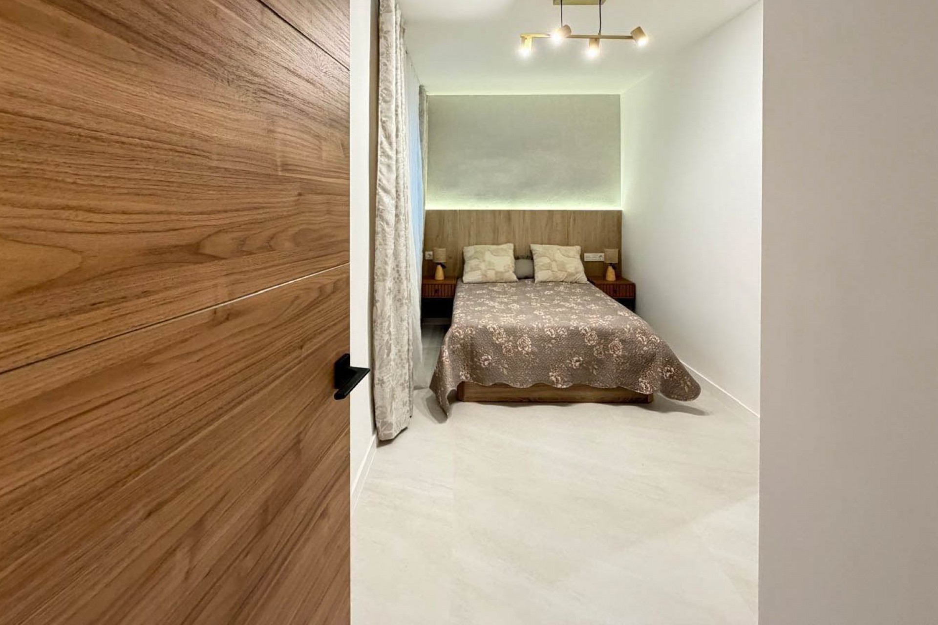 Herverkoop - Appartement -
Torrevieja - Playa del Cura