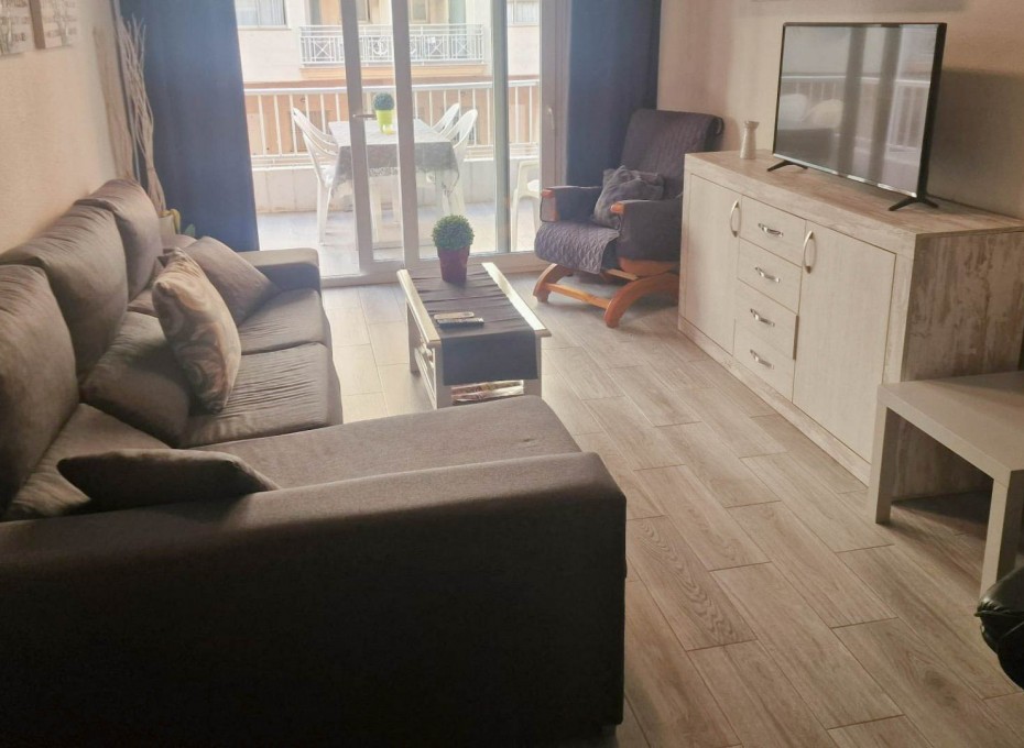 Herverkoop - Appartement -
Torrevieja - Playa del Cura