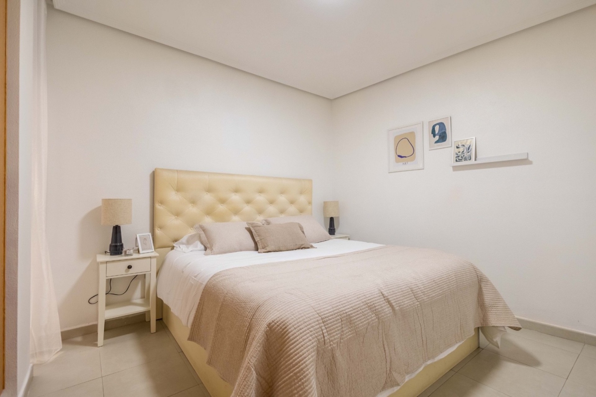 Herverkoop - Appartement -
Torrevieja - Playa del Cura