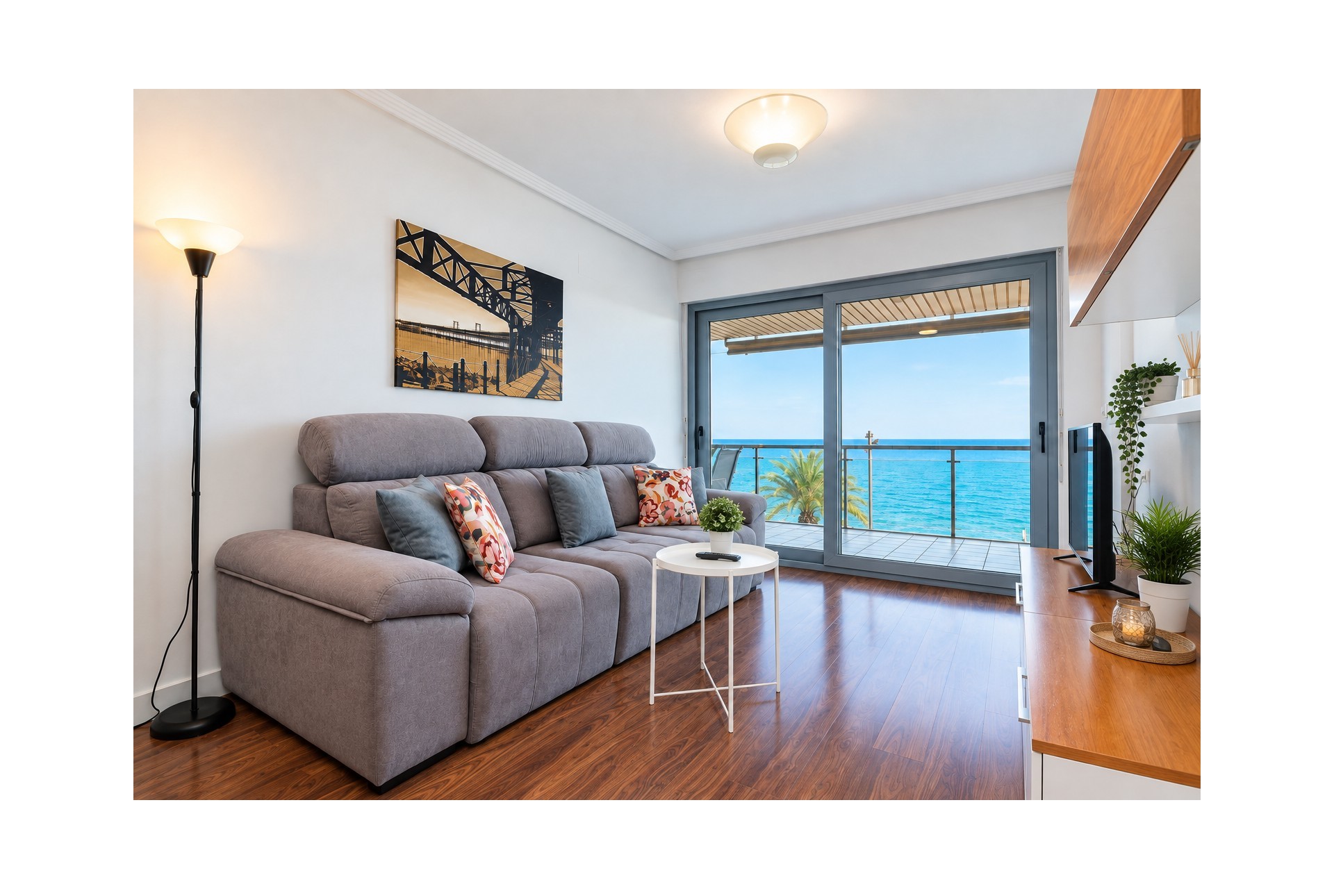 Herverkoop - Appartement -
Torrevieja - Playa del Cura