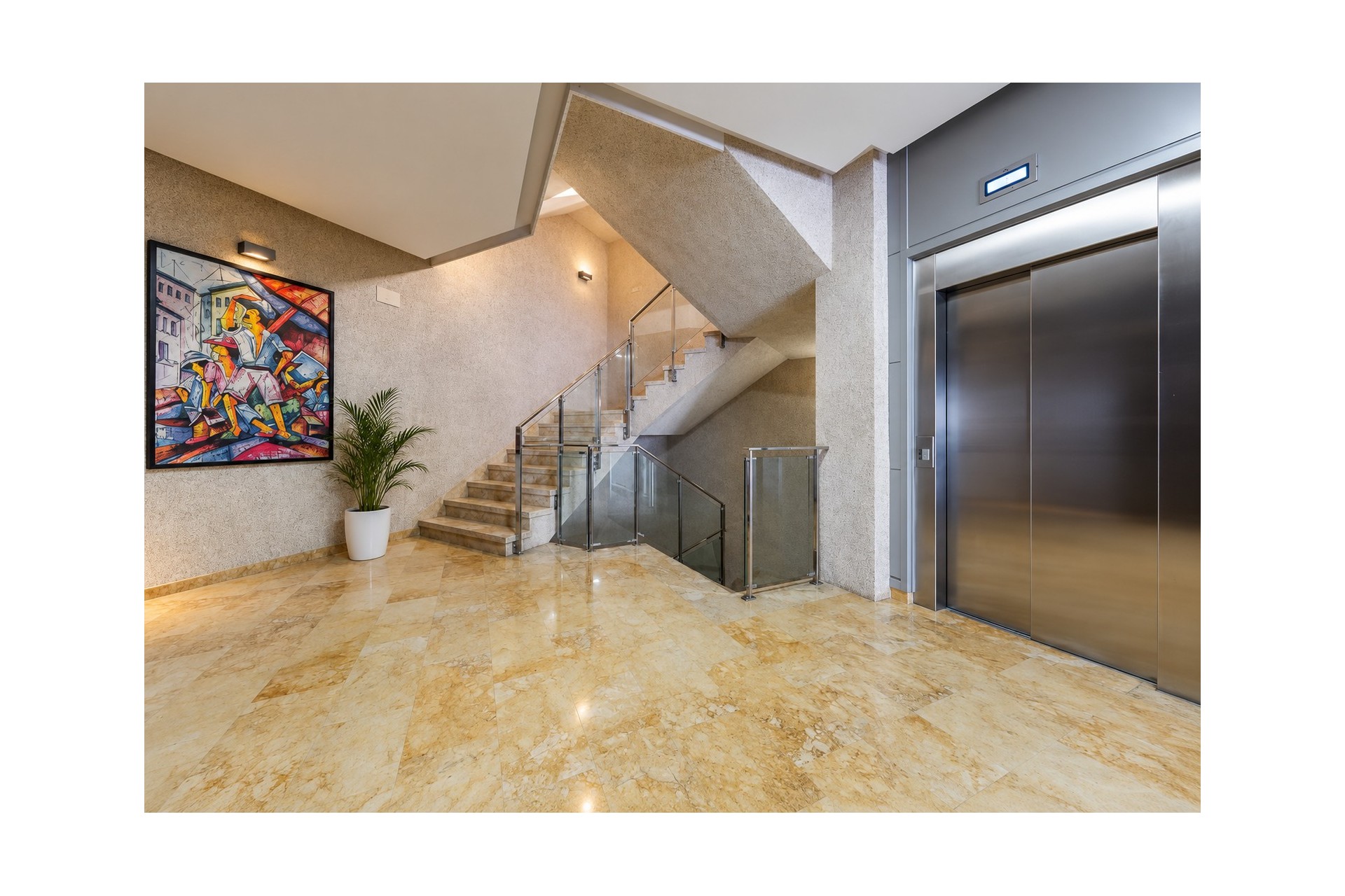 Herverkoop - Appartement -
Torrevieja - Playa del Cura