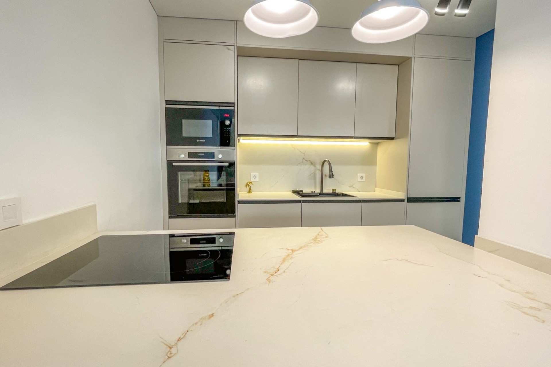 Herverkoop - Appartement -
Torrevieja - Playa Los Naufragos