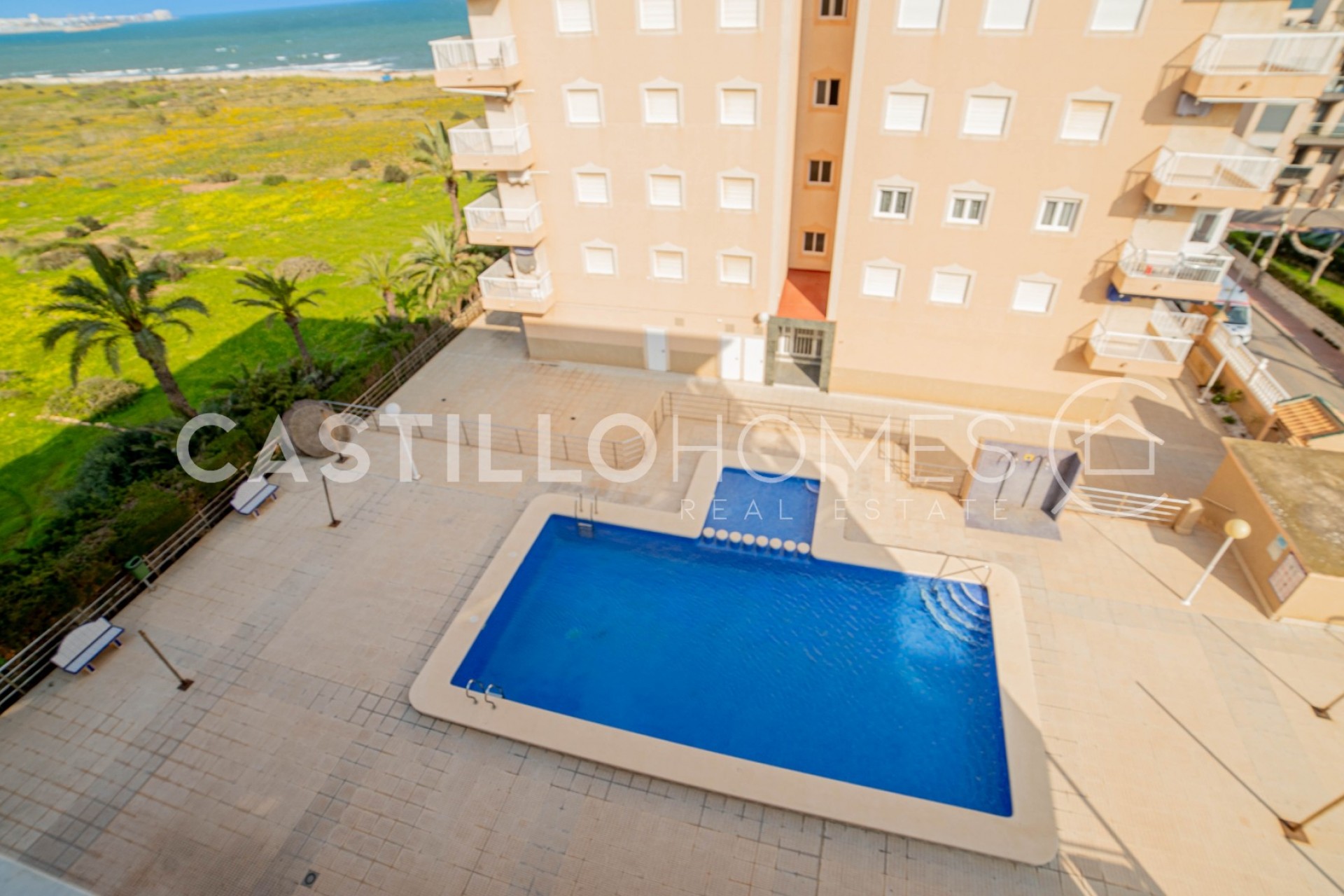 Herverkoop - Appartement -
Torrevieja - Punta prima