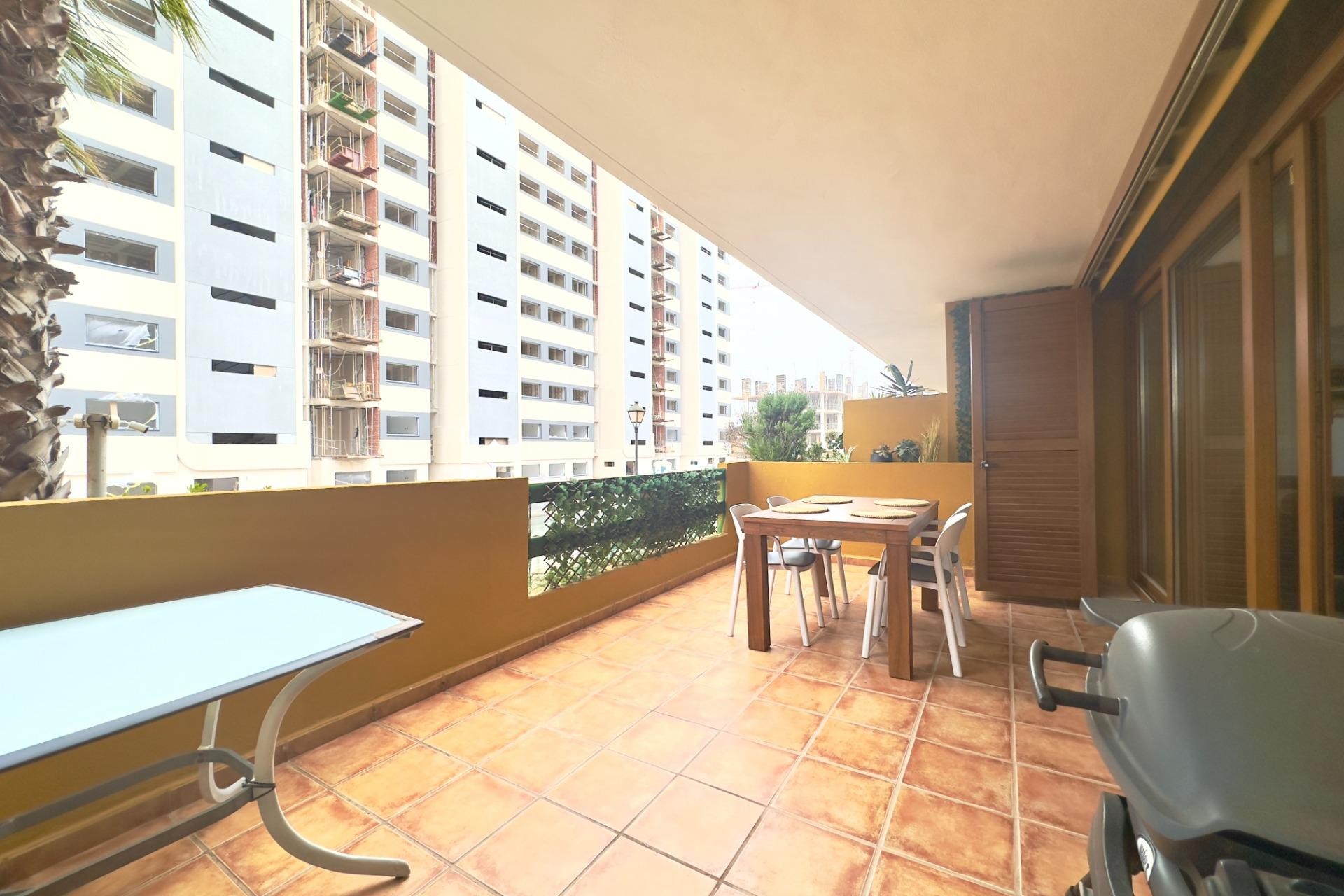 Herverkoop - Appartement -
Torrevieja - Punta prima