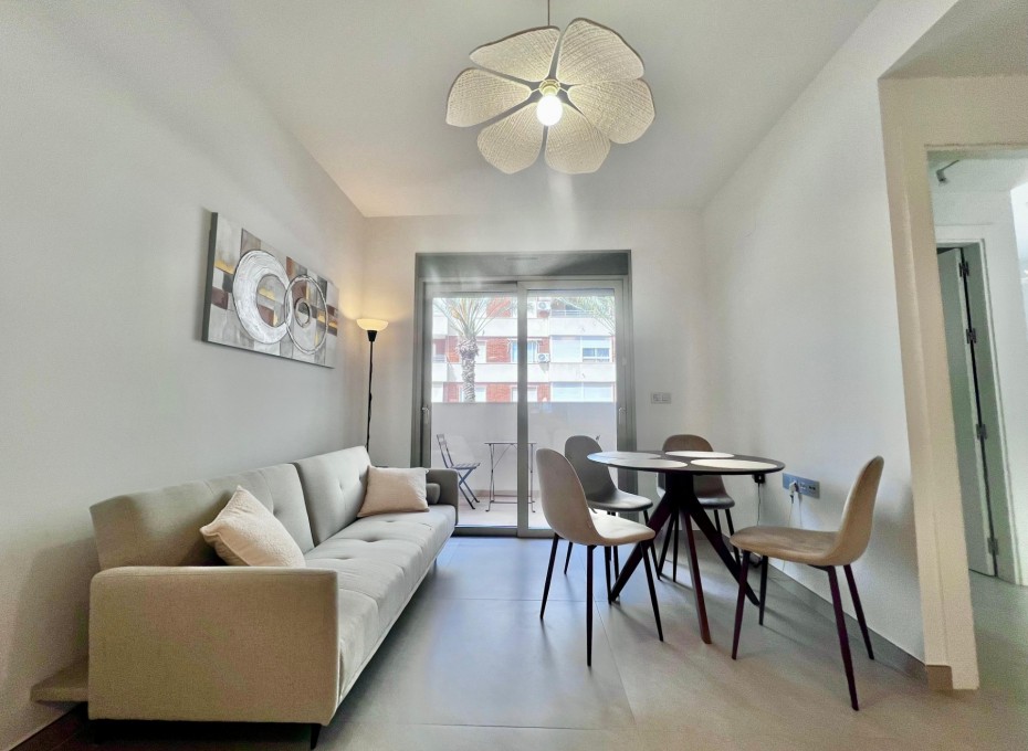 Herverkoop - Appartement -
Torrevieja - torrevieja