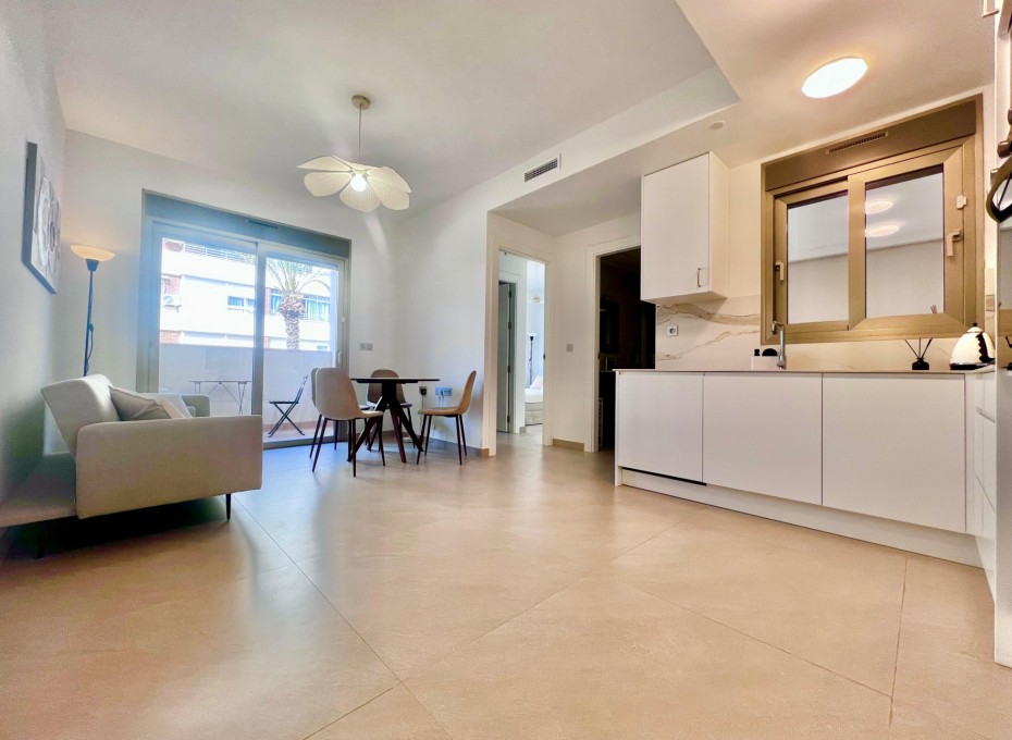 Herverkoop - Appartement -
Torrevieja - torrevieja
