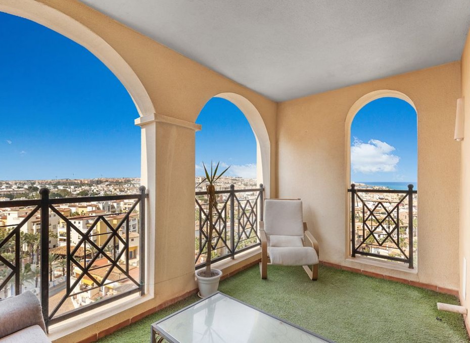 Herverkoop - Appartement -
Torrevieja - Urb. Rosaleda