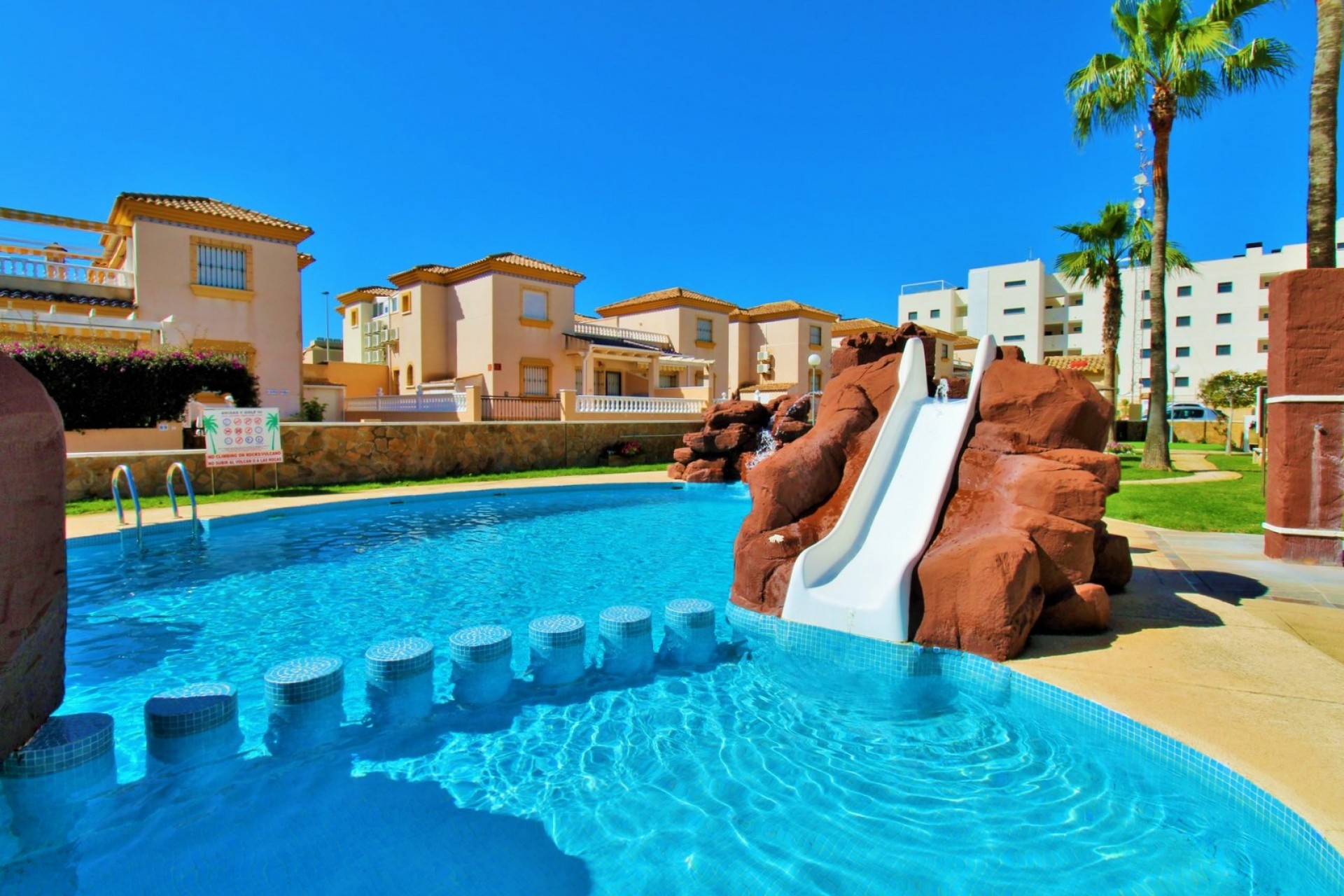 Herverkoop - Appartement -
Villamartin - Los Dolses