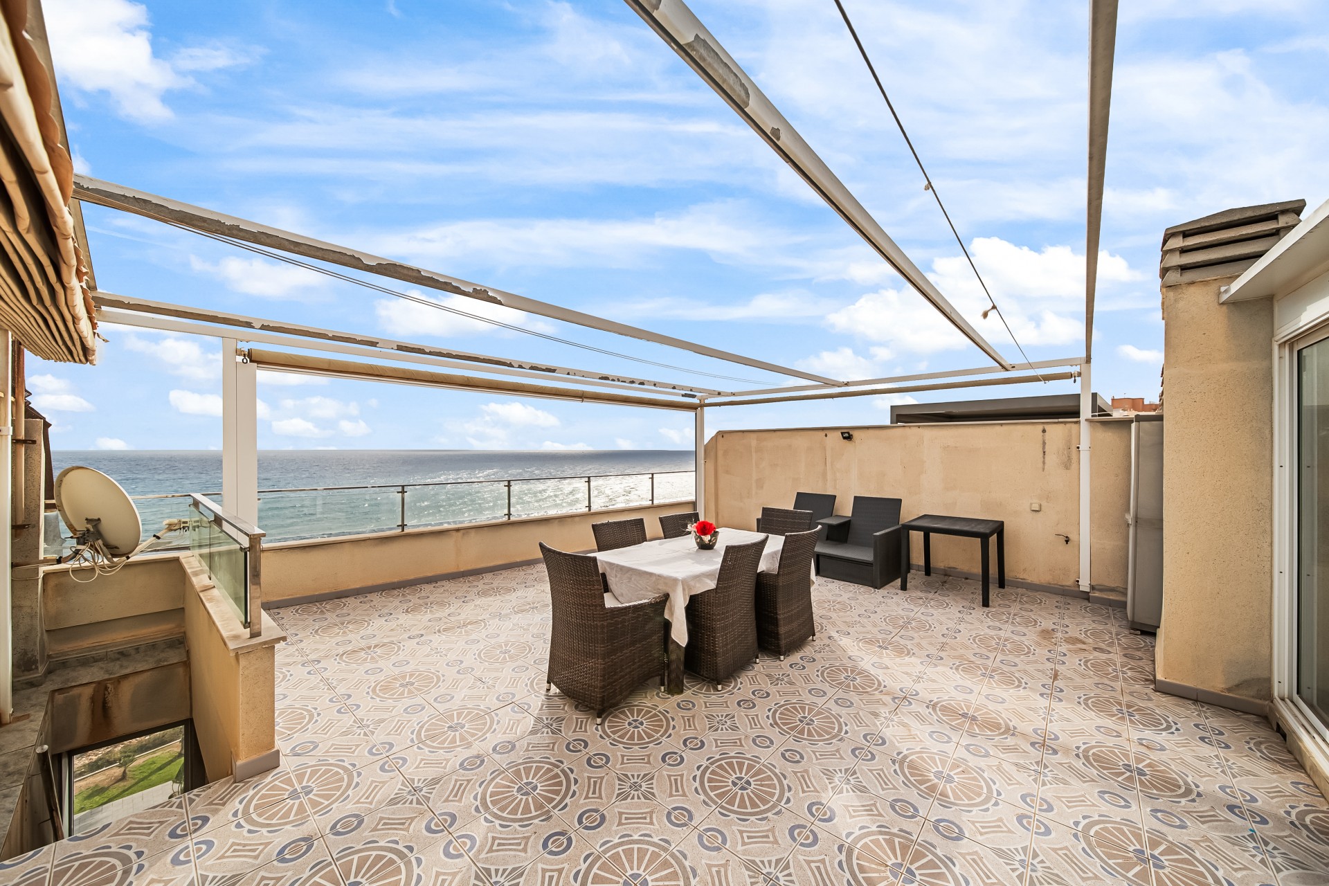 Herverkoop - Atico -
Torrevieja - Centro