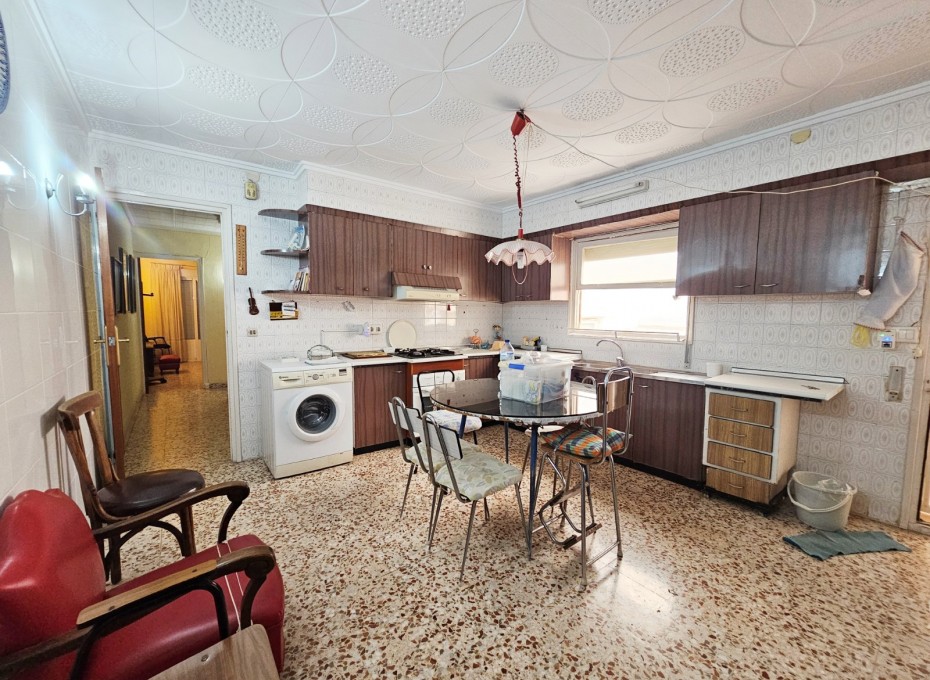 Herverkoop - Building -
Torrevieja