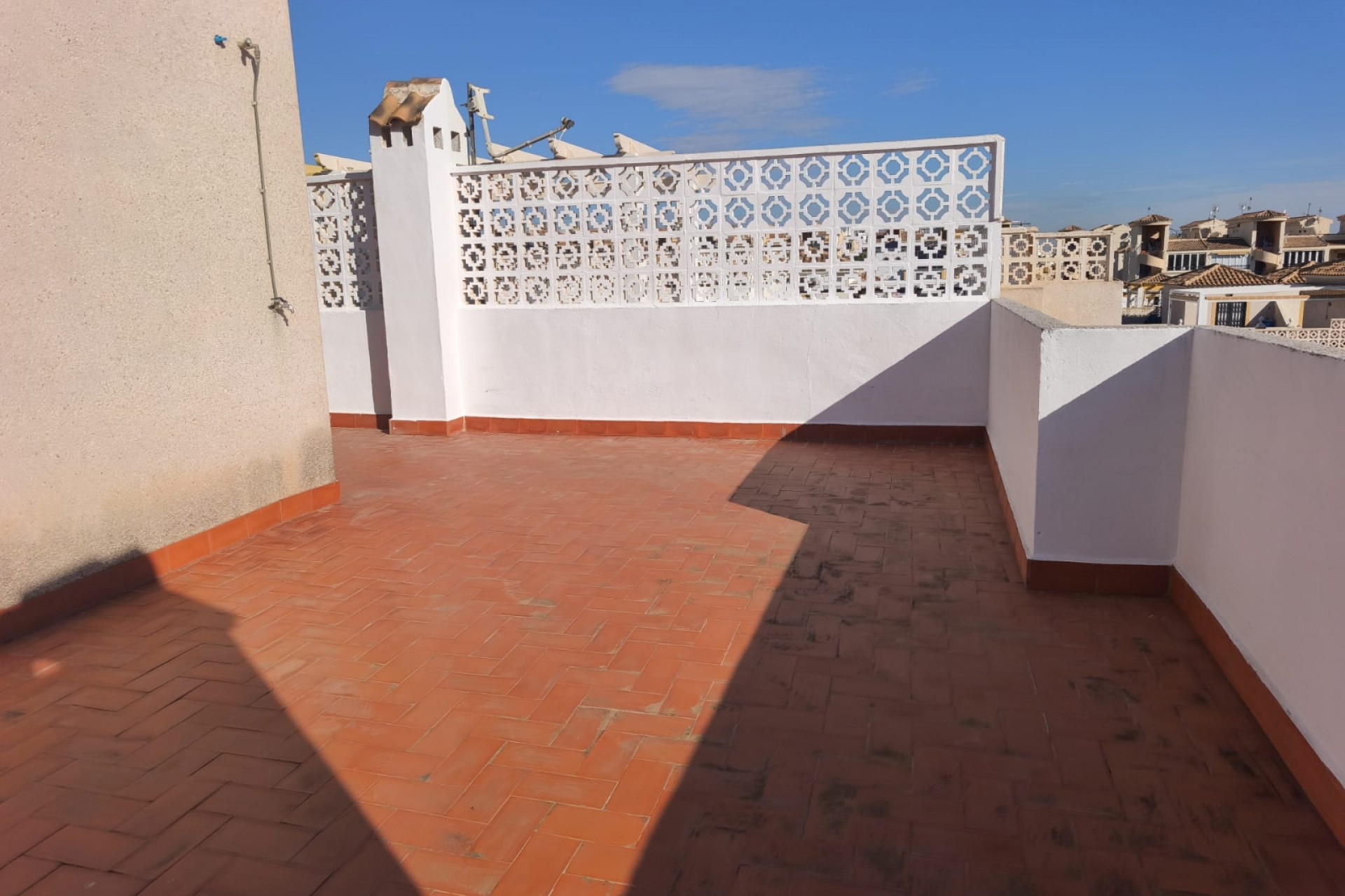 Herverkoop - Bungalow -
Orihuela Costa - Punta Prima