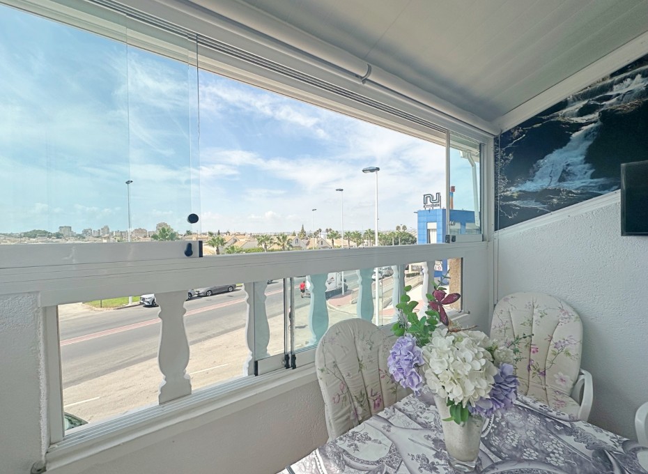 Herverkoop - Bungalow -
Torrevieja - Aguas Nuevas