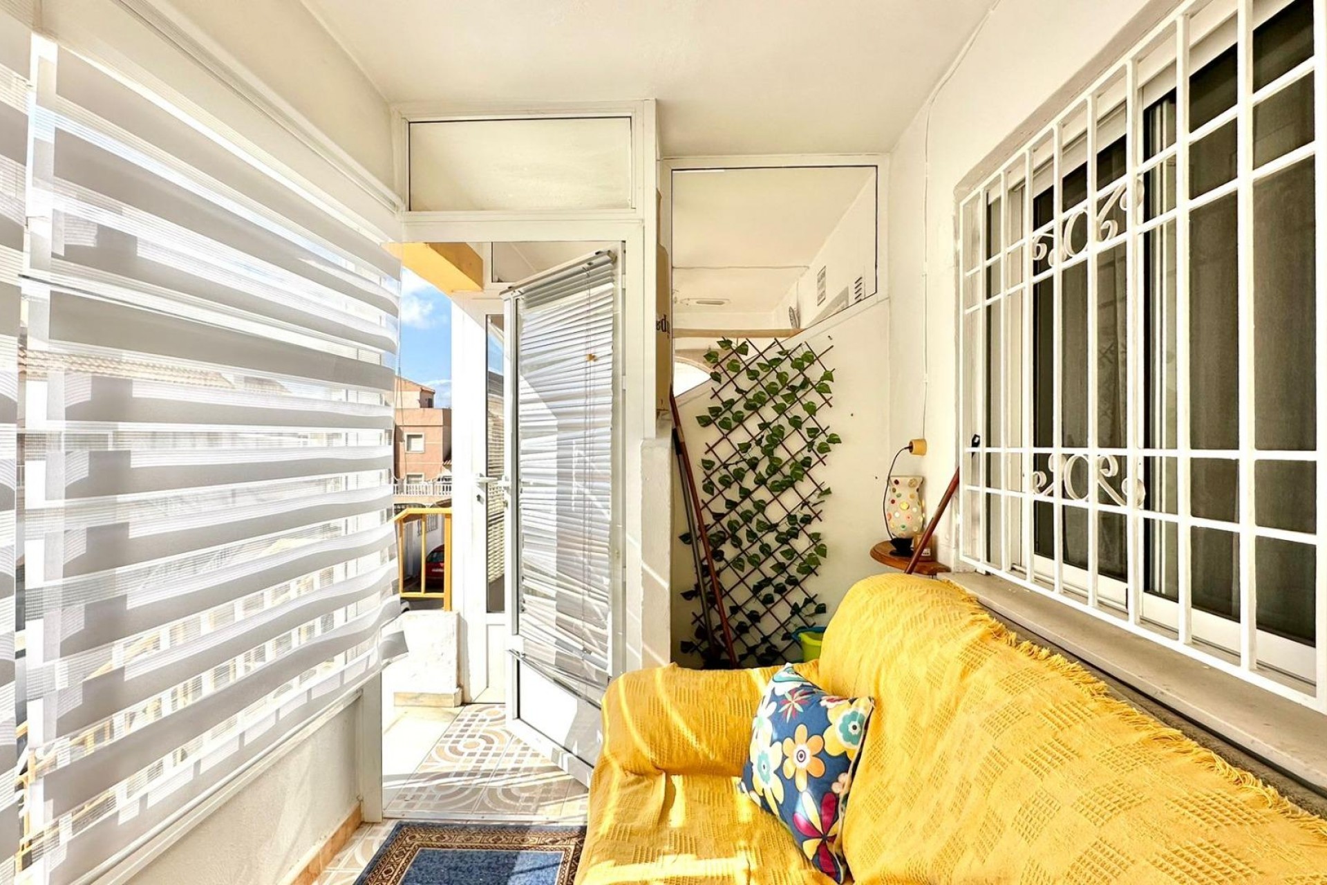 Herverkoop - Bungalow -
Torrevieja - La Siesta - El Salado -  Torreta